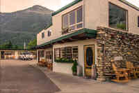 Bear Mountain Motel