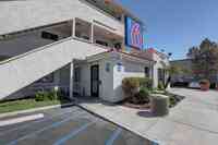 Motel 6 Bellflower, CA - Los Angeles