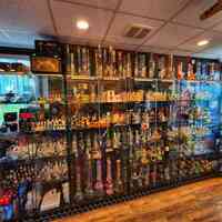 Slow Puffs Smoke Shop Middletown | Vape | Eliquid | Glass Pipes | CBD | Kratom | Exotic Snacks
