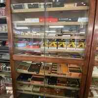 Smoke N’ Snacks, Vapes, Premium Cigars, Tobacco, Snacks, Soda, Groceries