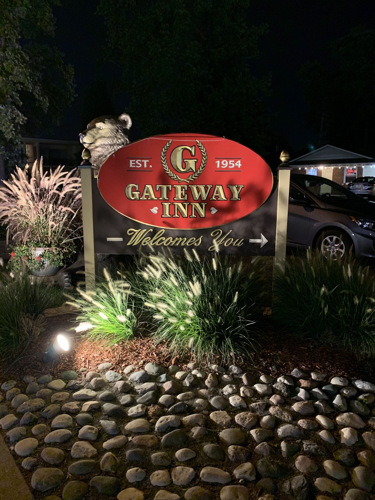 The Gateway Inn of Oak Lawn