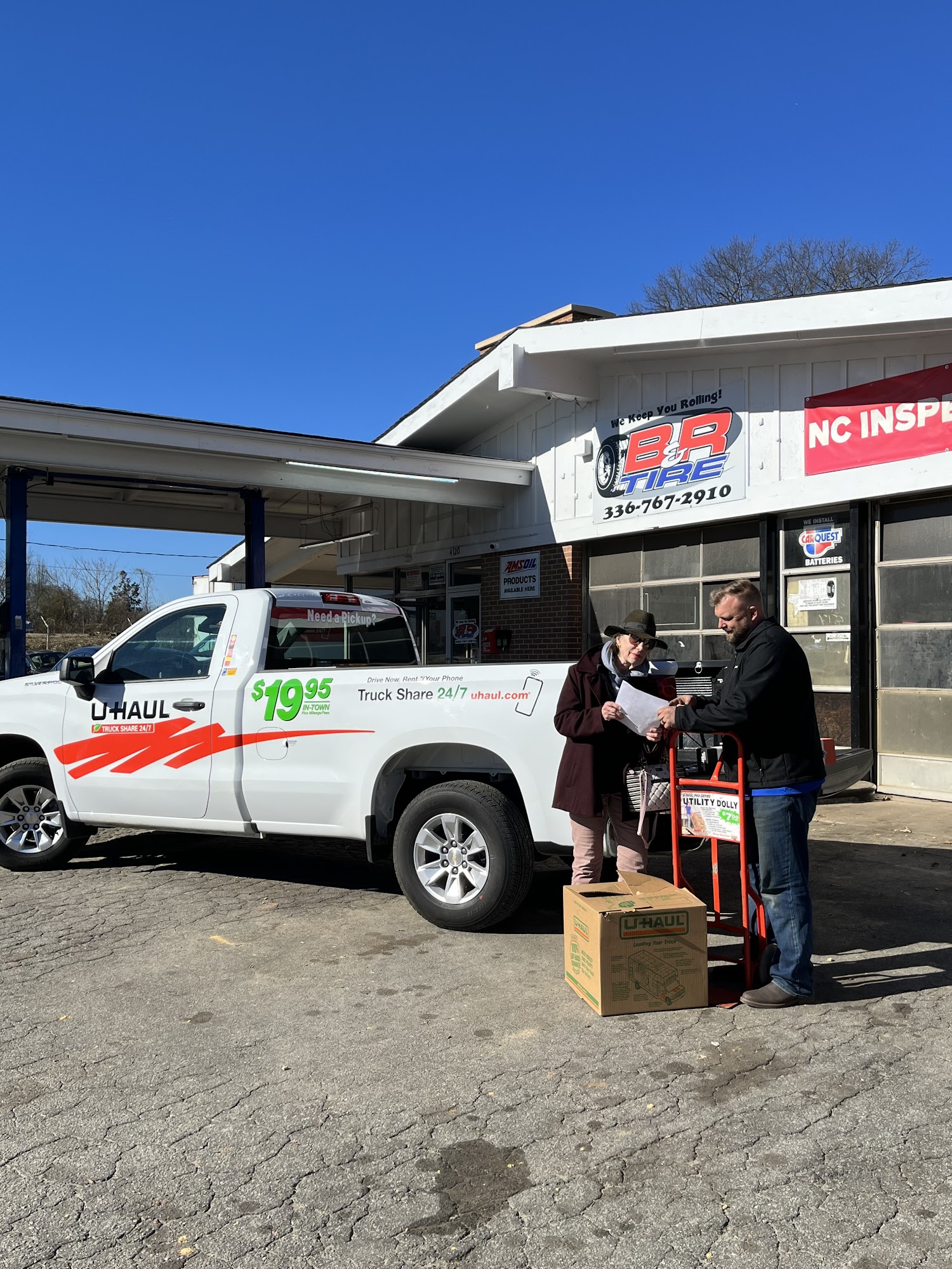 B & R Tire Service and Uhaul