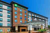 Holiday Inn & Suites Tulsa South, an IHG Hotel