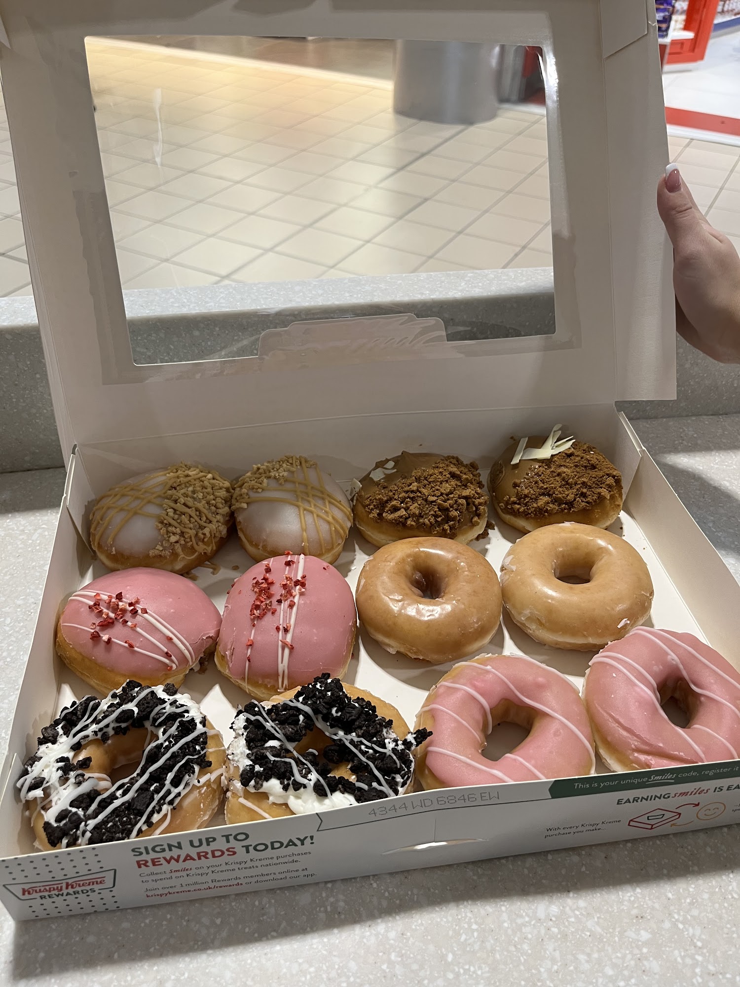Krispy Kreme Luton Airport: Airside Departures