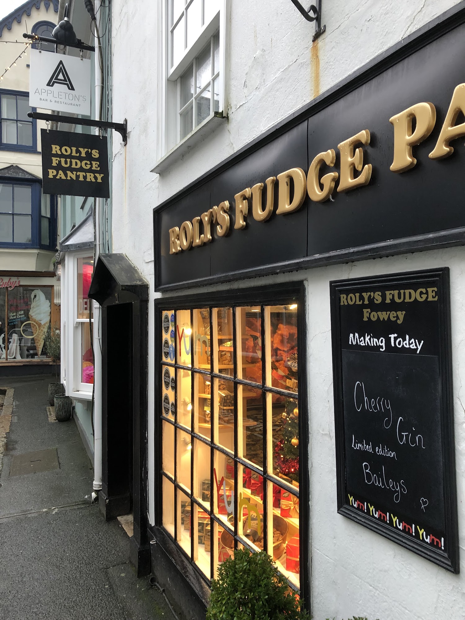 Roly's Fudge Pantry