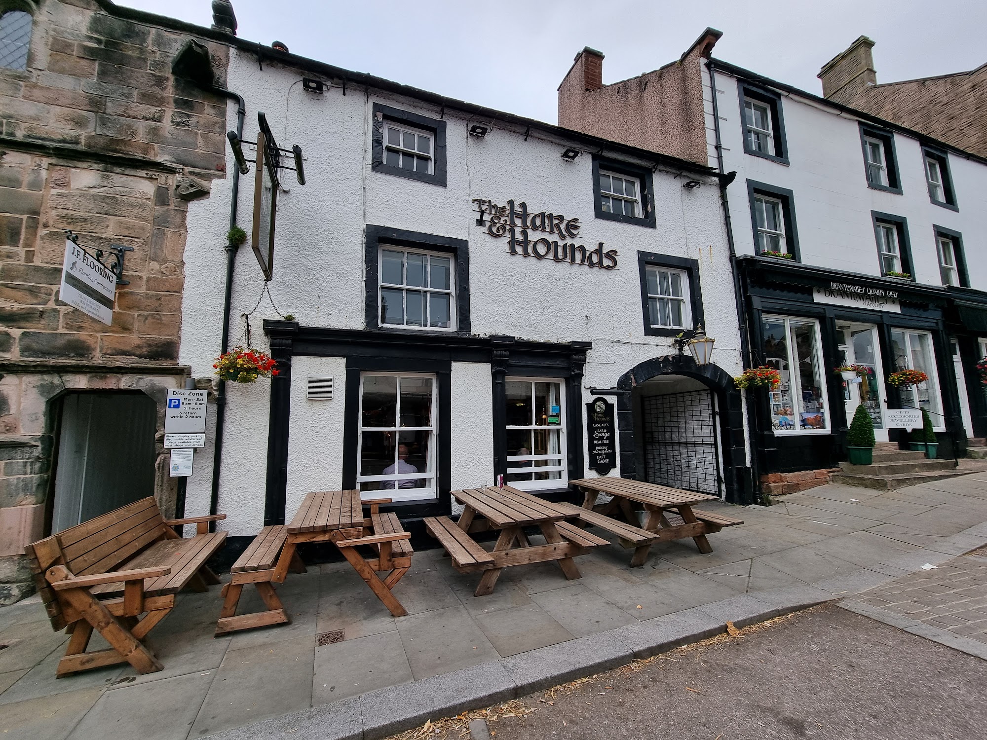 Hare & Hounds
