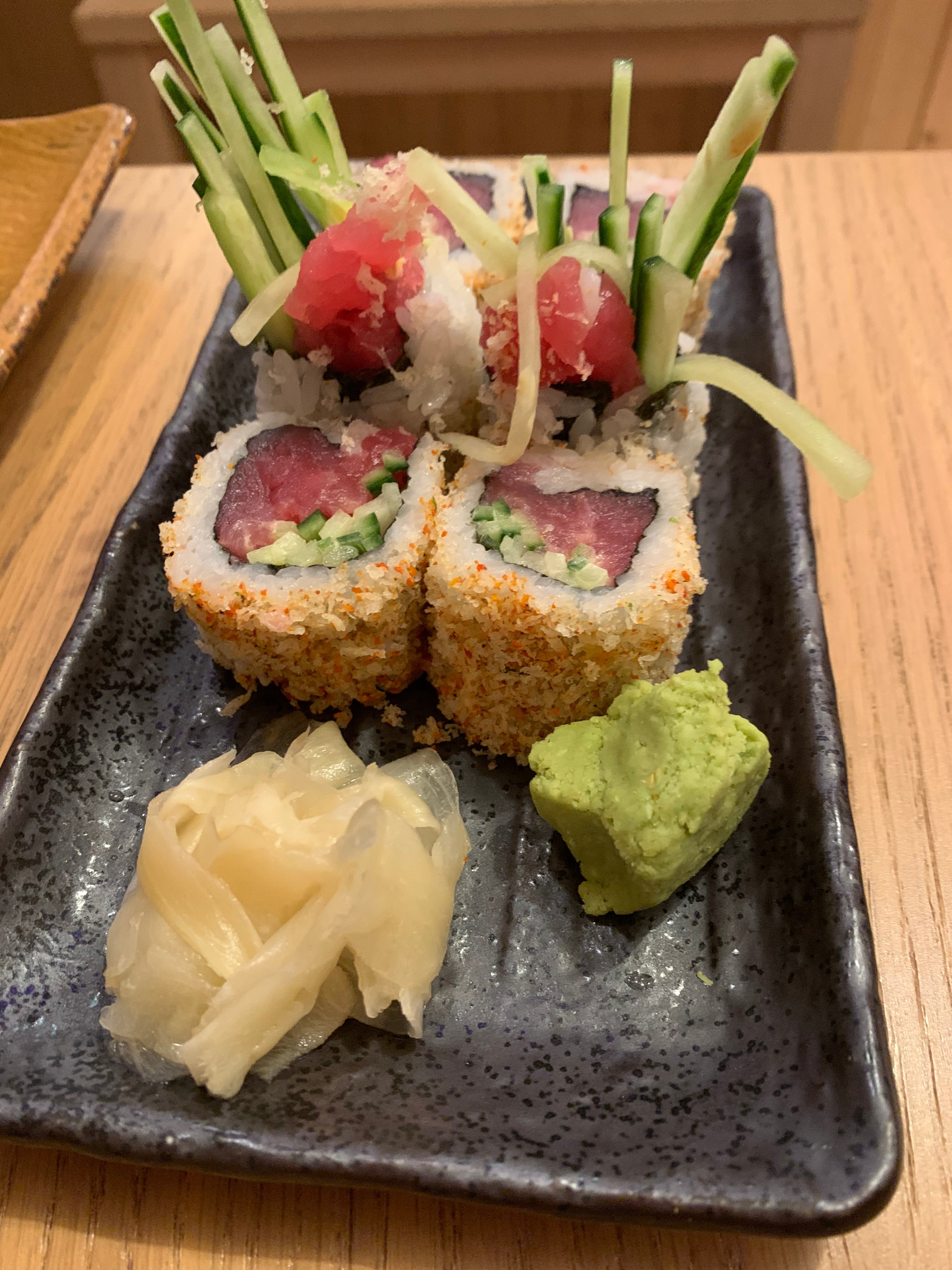 Hayaku Sushi Cafe ハヤク寿司カフェ