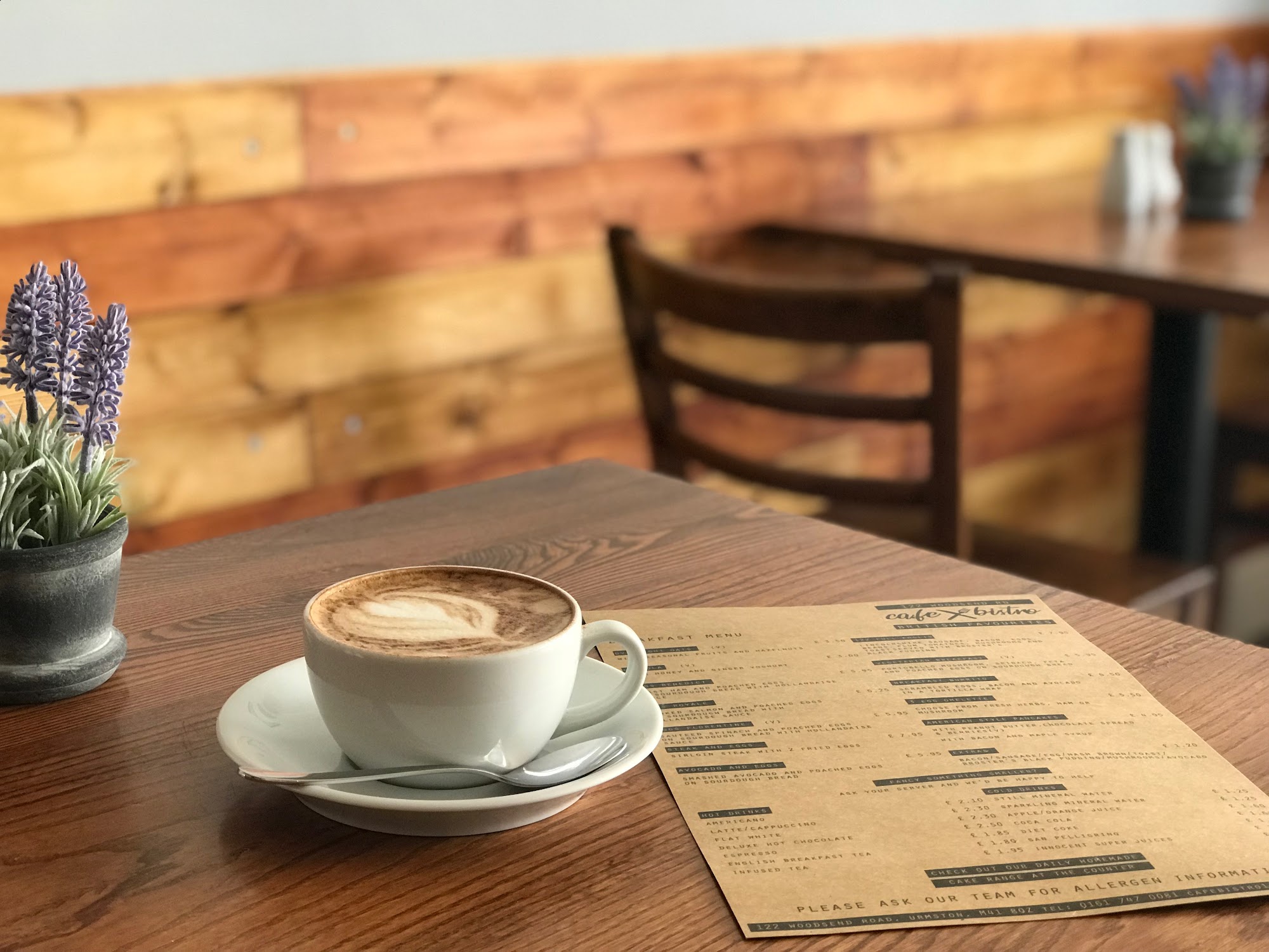 Cafe Bistro 122