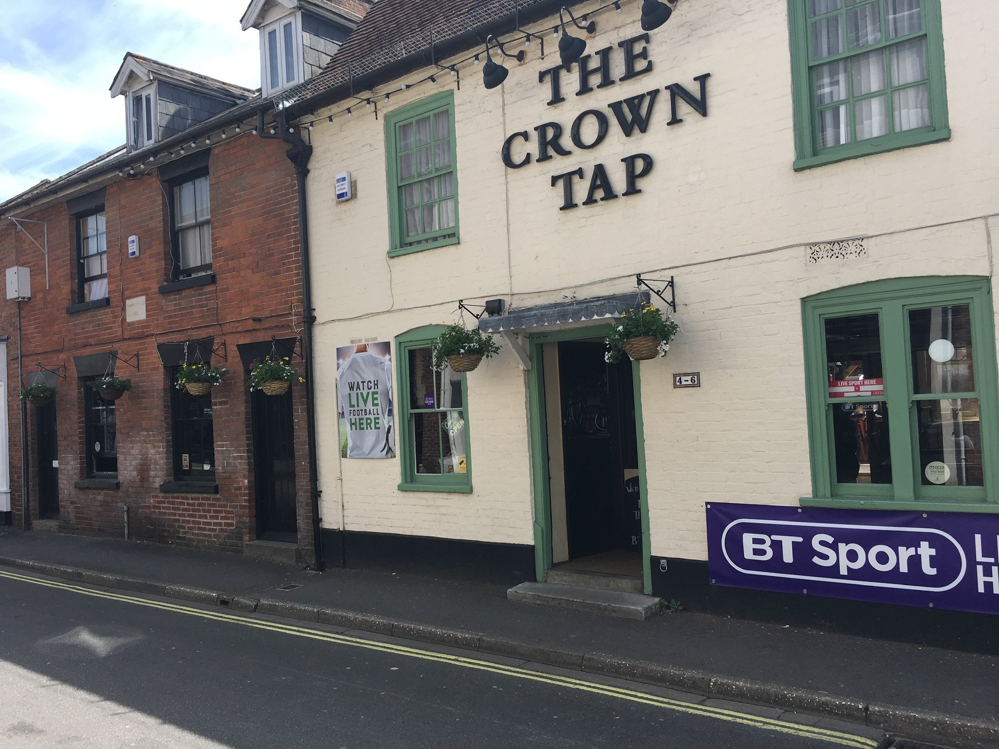 The Crown Tap