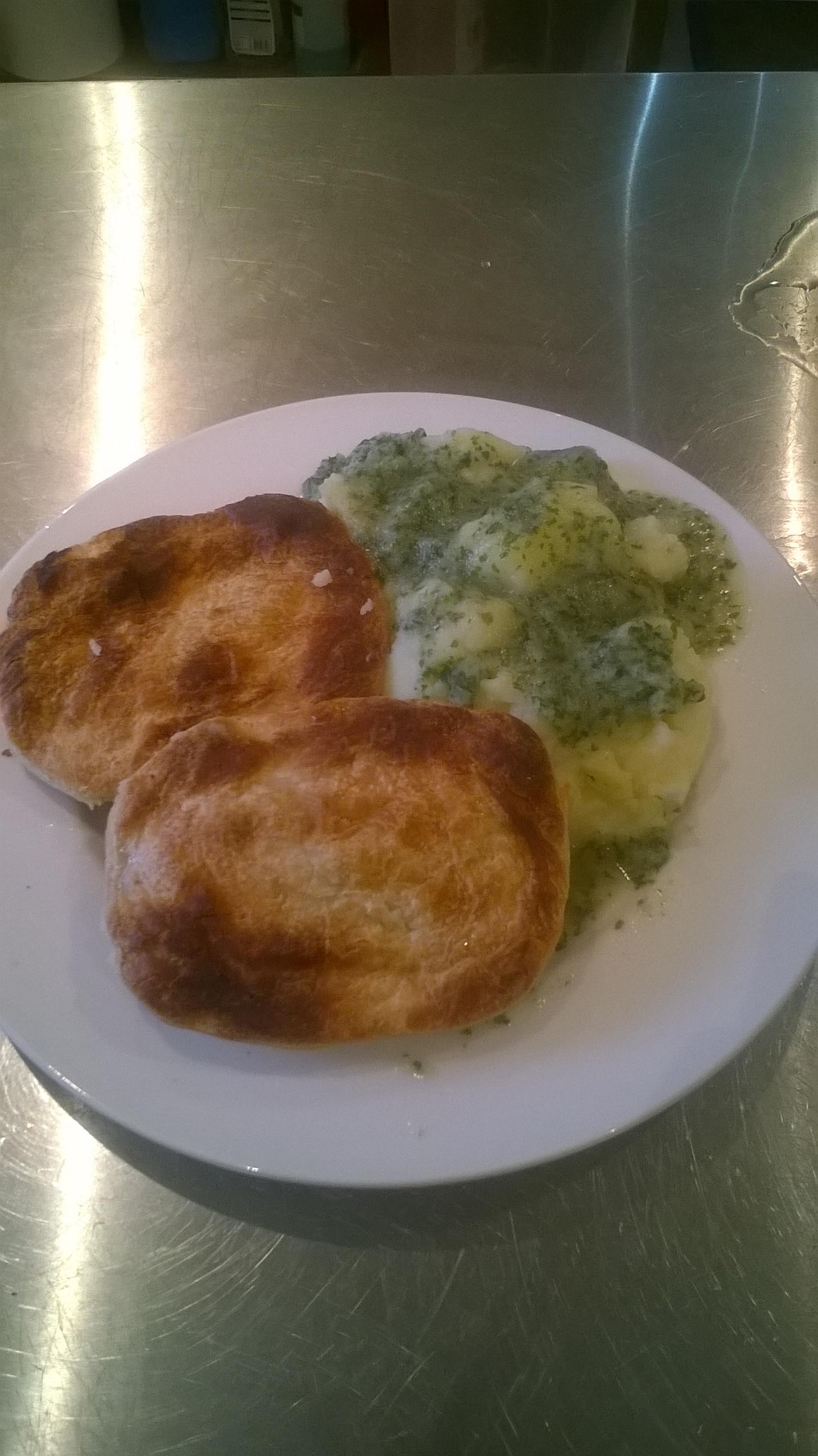 Trackside Tearoom and Cafe, Pie and Mash