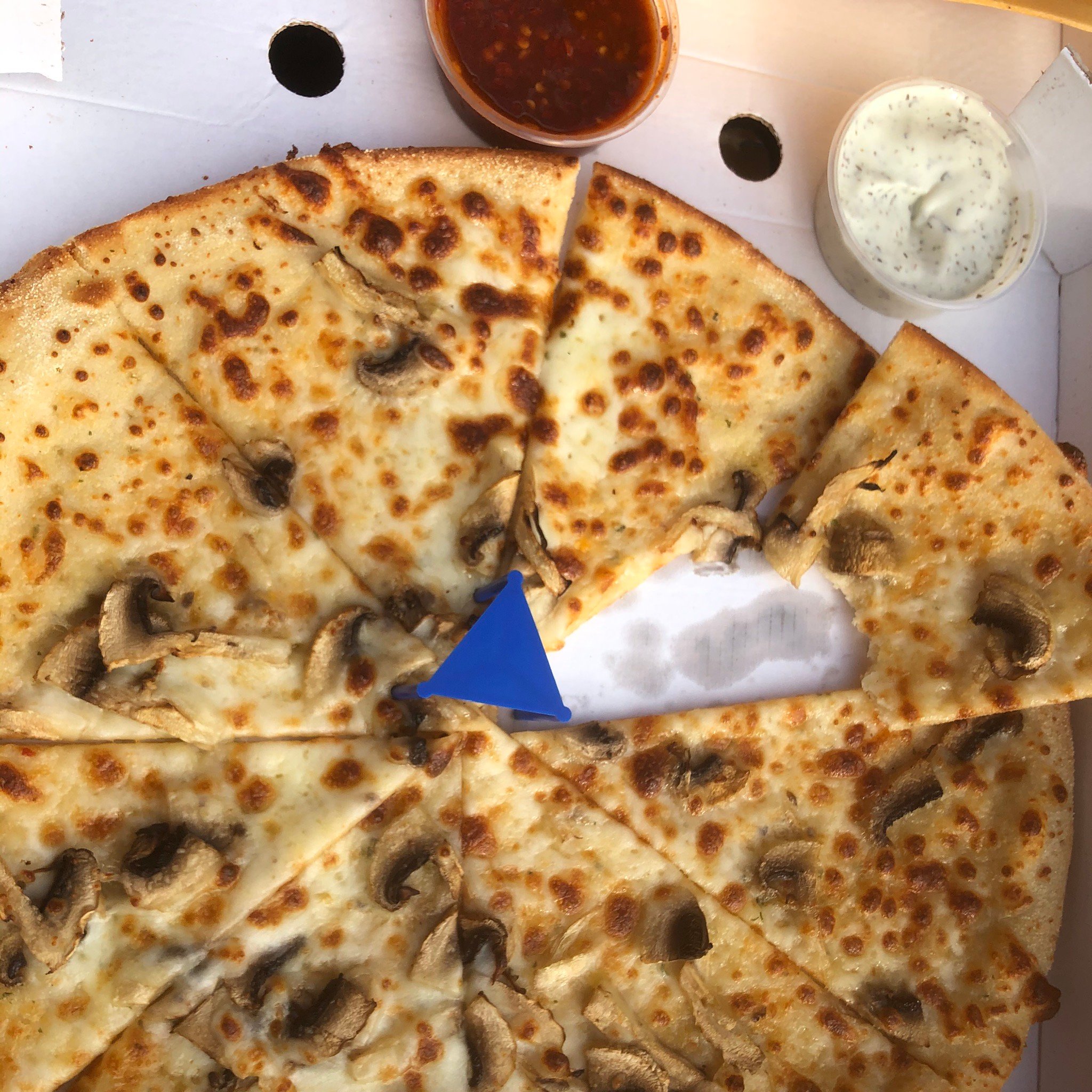 Mozzarellis Pizzas