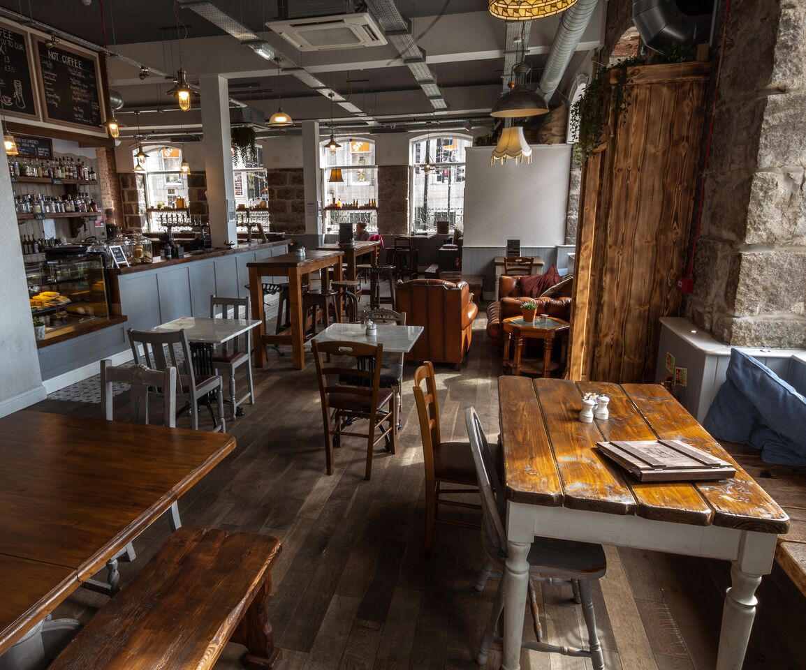 The Craftsman Company - Coffee & Ale House