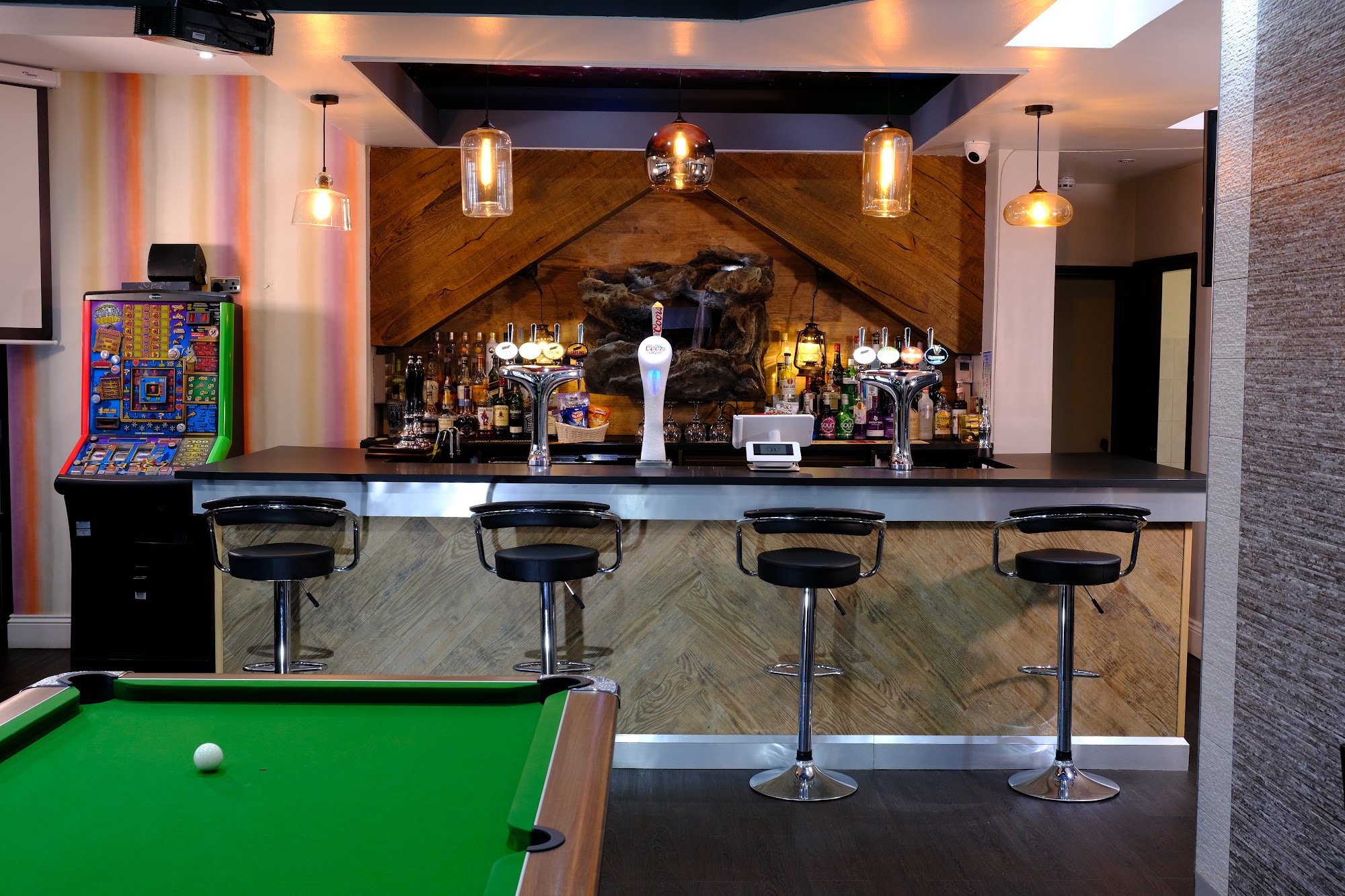 Brades Tavern