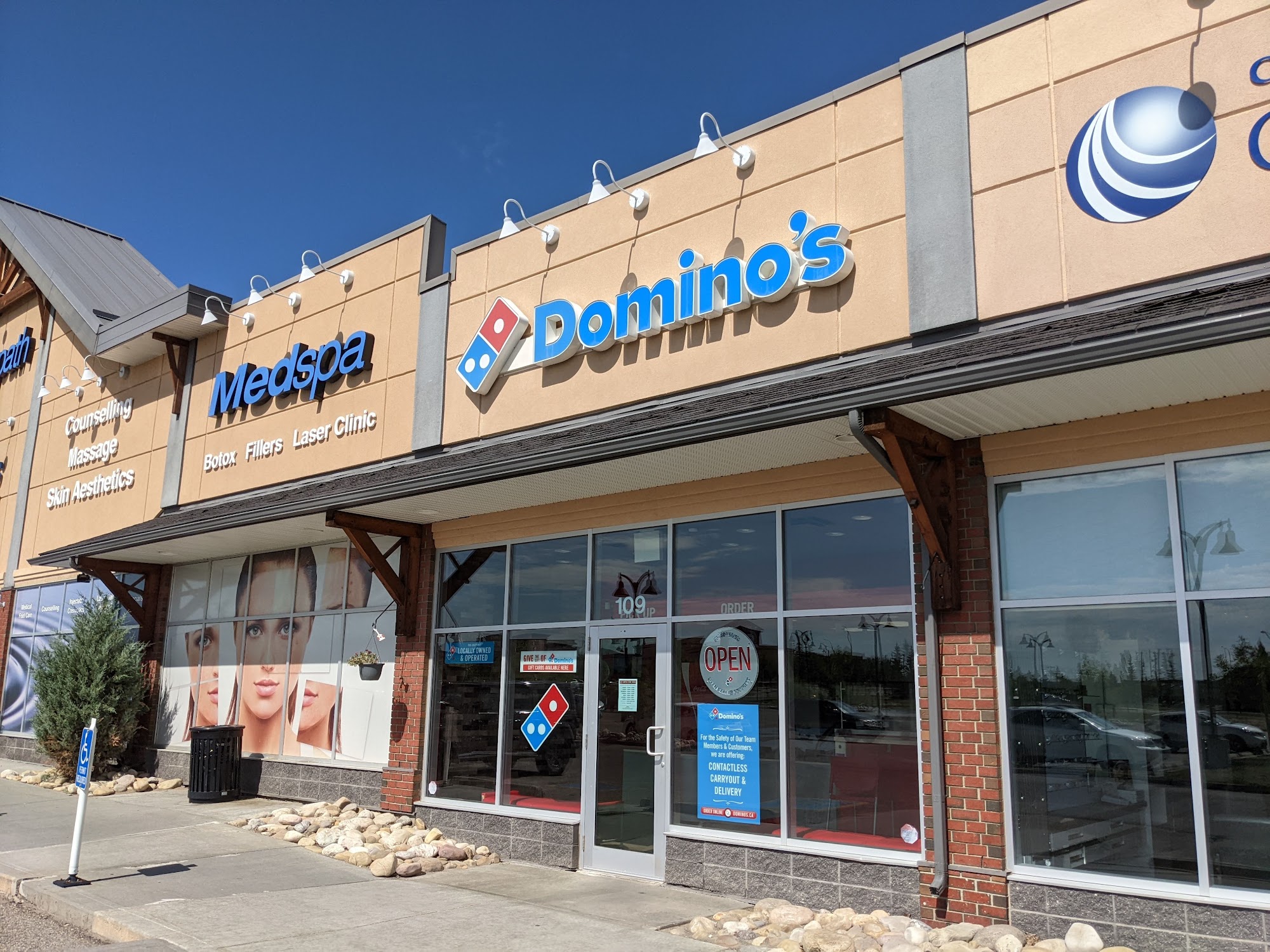 Domino's Pizza