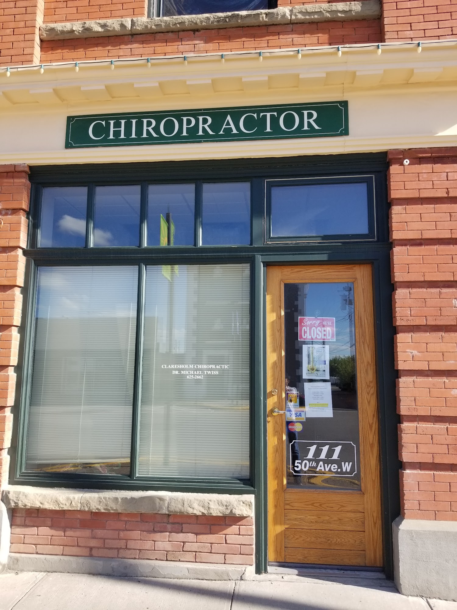 Claresholm Chiropractic Clinic 111 50 Ave W, Claresholm Alberta T0L 0T0