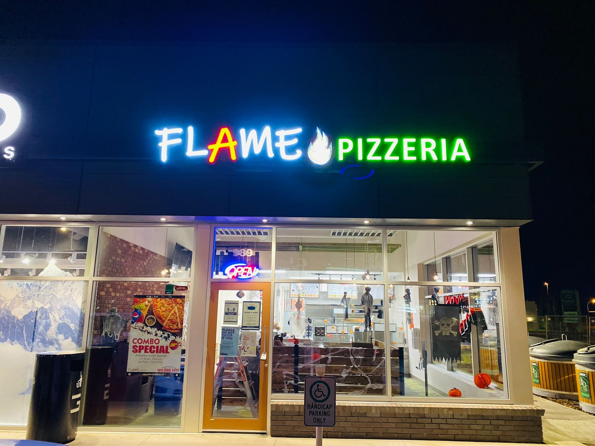 Flame Pizzeria(Tamarack)