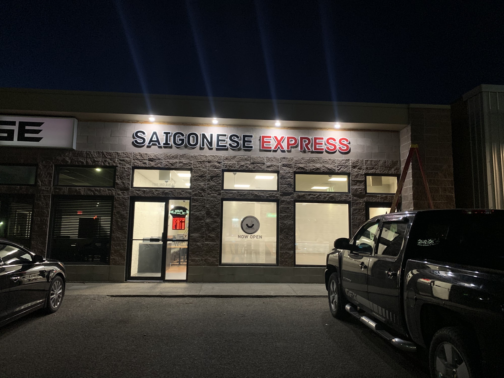 Saigonese Express