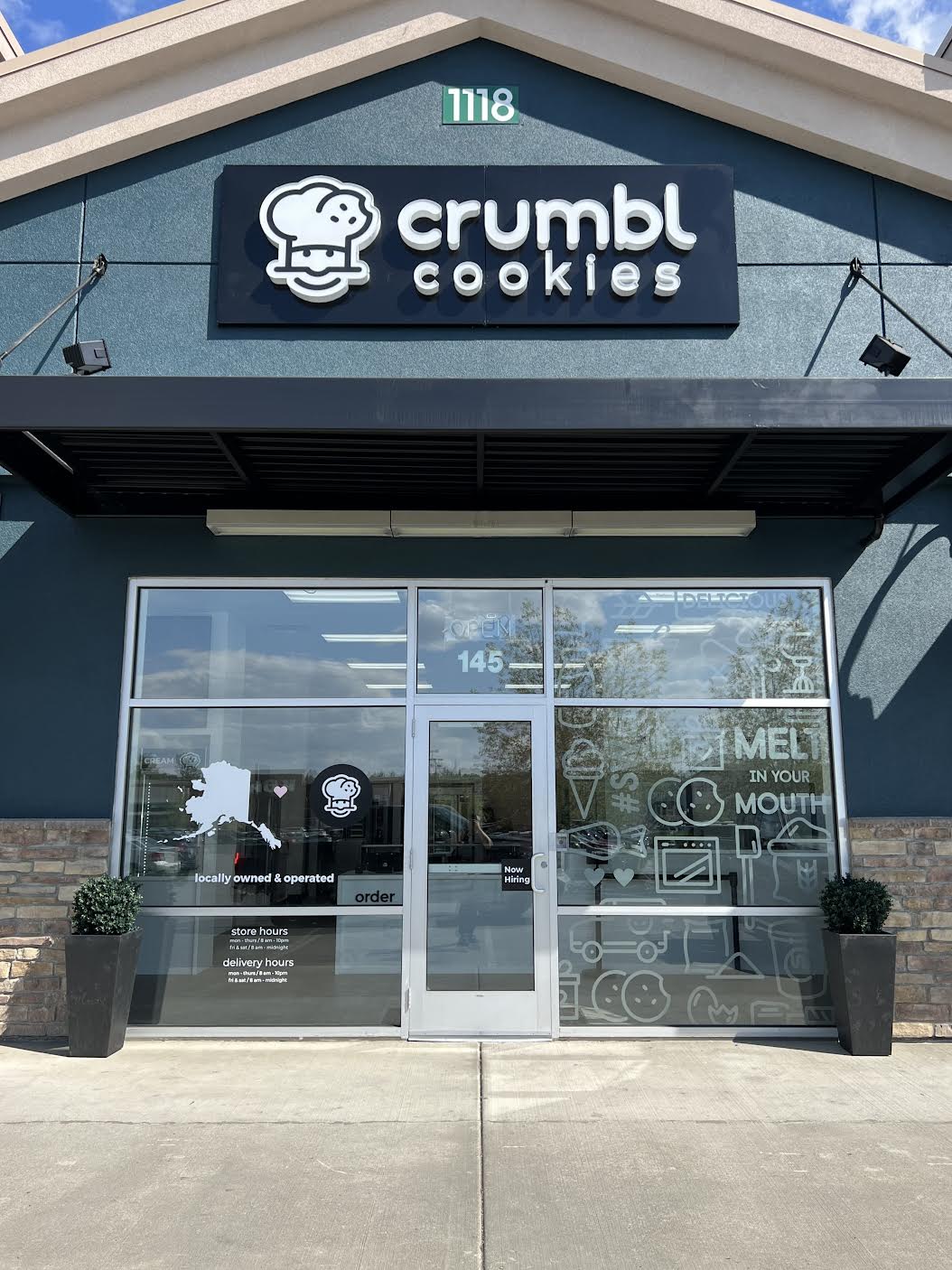 Crumbl Cookies - Tikahtnu Commons