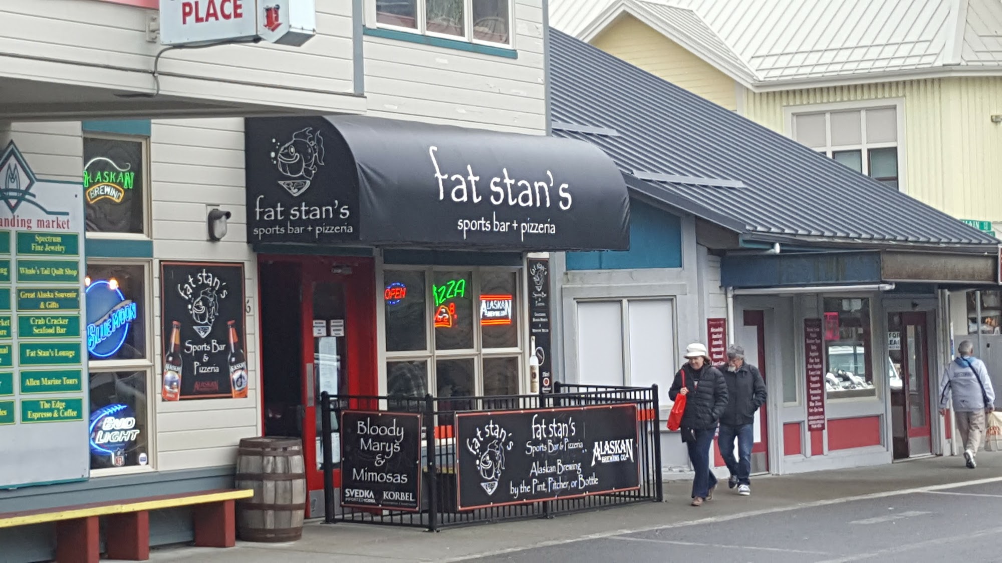 Fat Stan's Sports Bar & Pizzeria