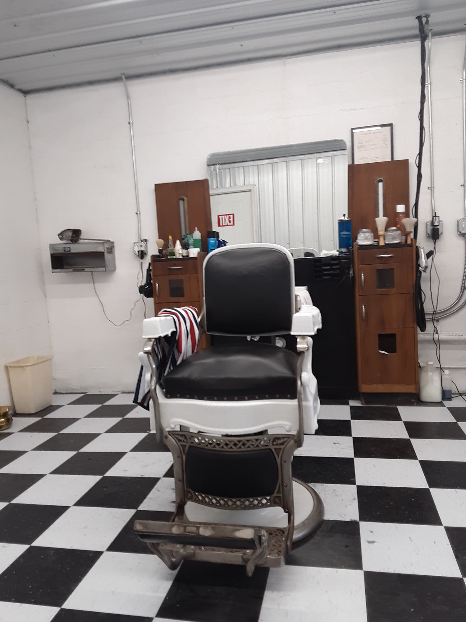 The Vintage Barber 824 Cullman Rd, Arab Alabama 35016