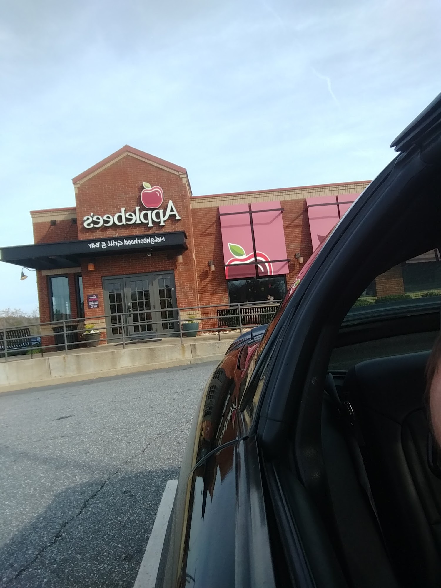 Applebee's Grill + Bar