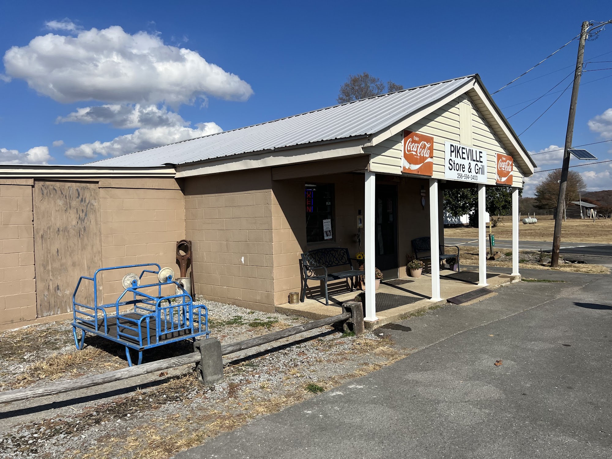 Pikeville Store & Grill