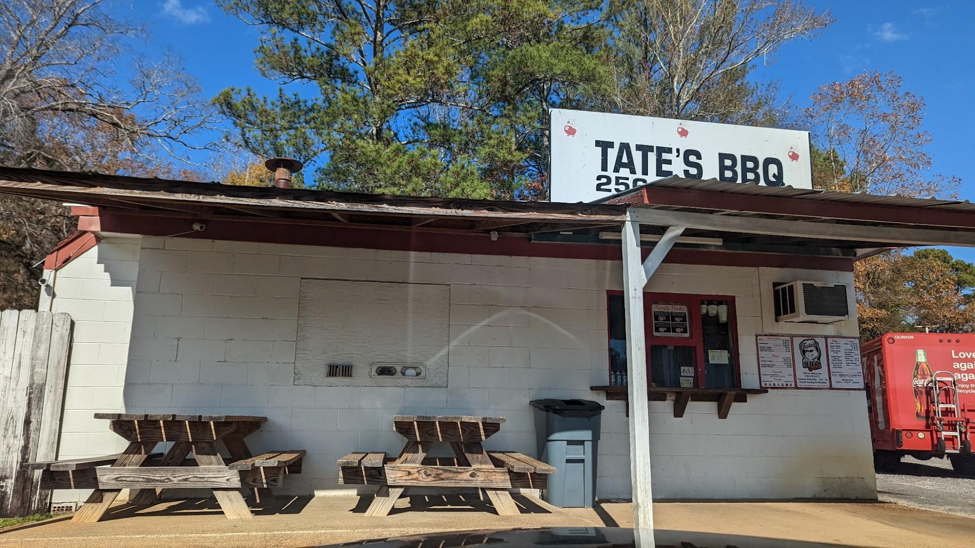 Tate's Bar-B-Que