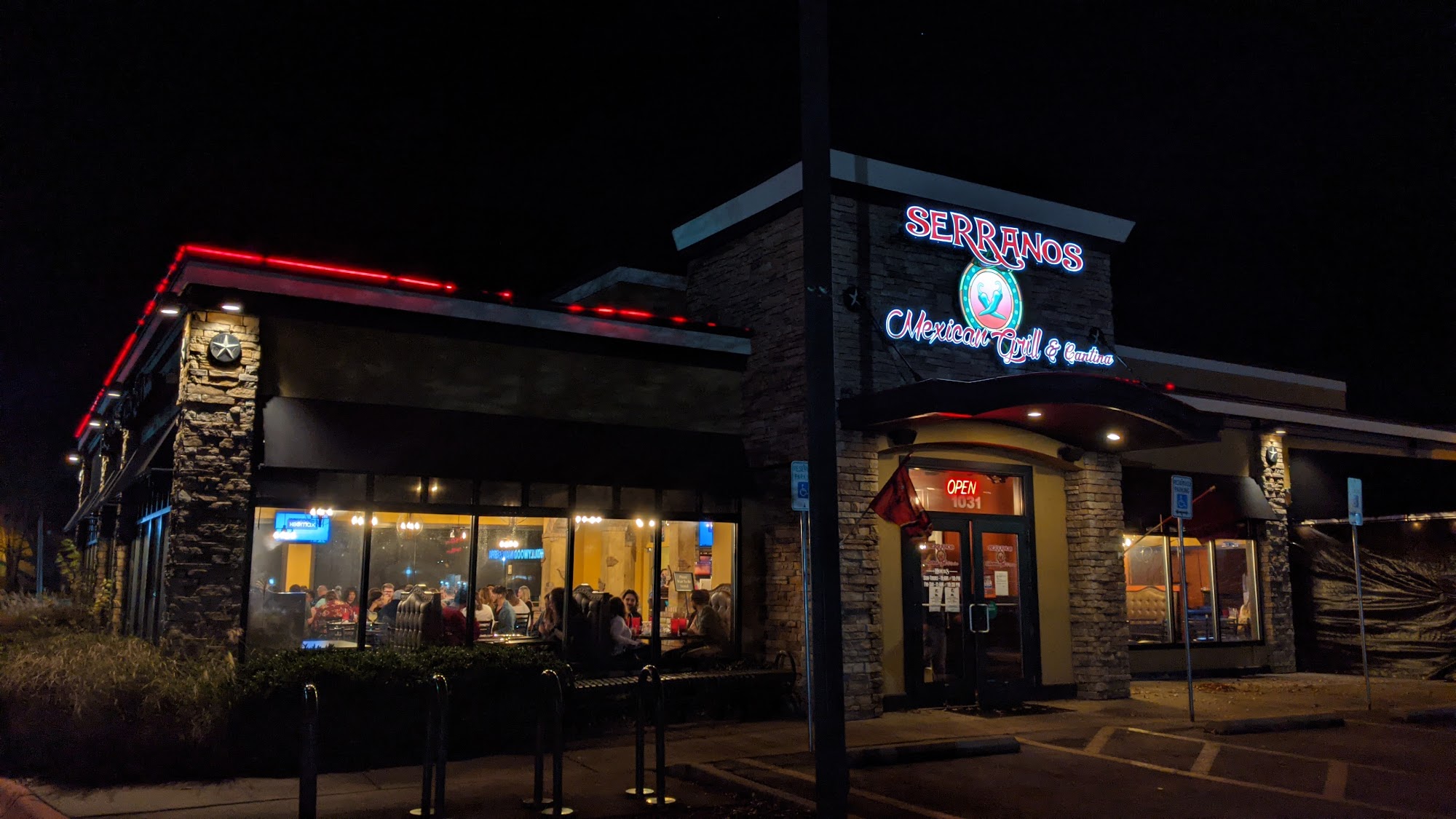 Serranos Mexican Grill & Cantina