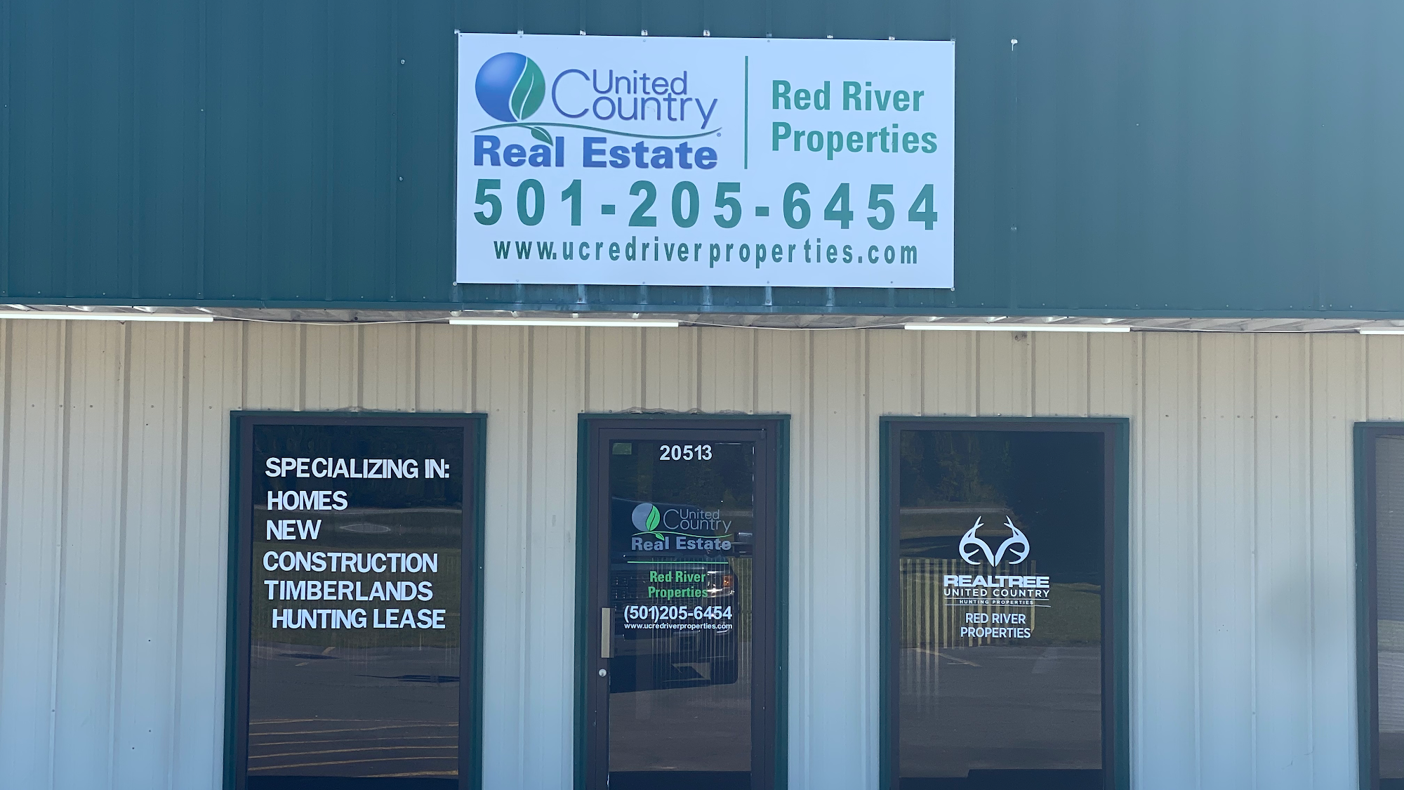 United Country Real Estate - Red River Properties - Arkansas Real Estate Agents 20513 US-167, Hensley Arkansas 72065