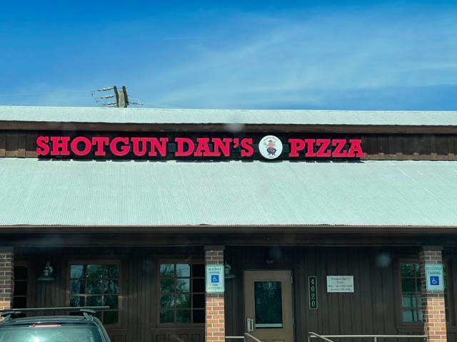 Shotgun Dan's Pizza - Rose City