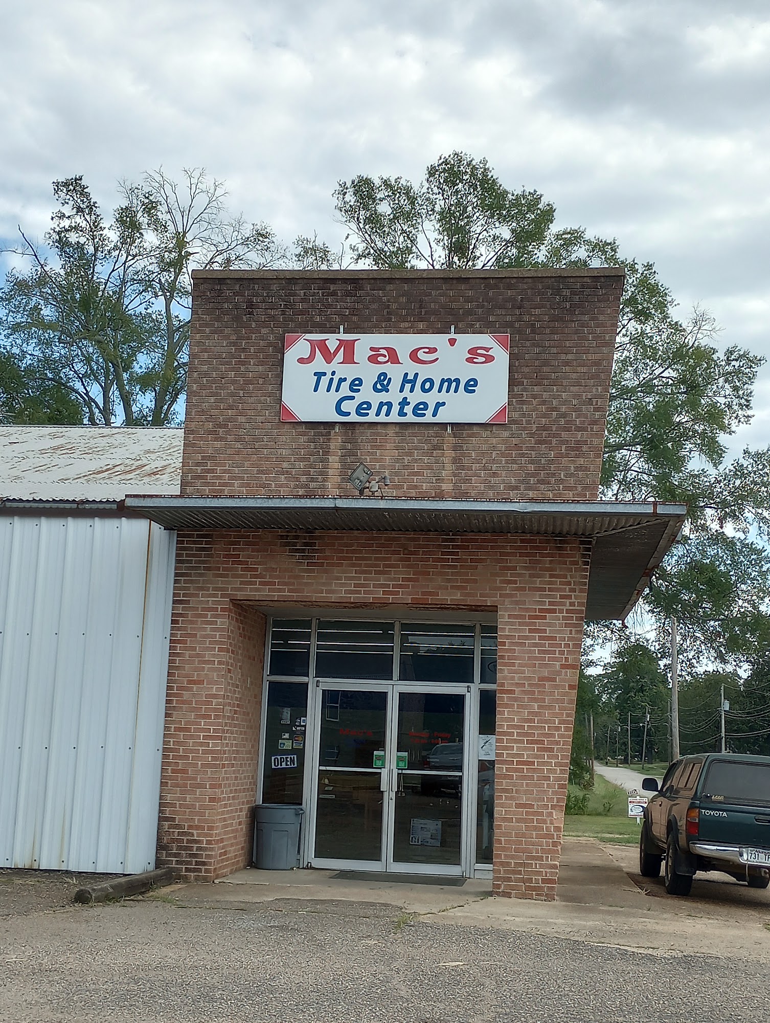 Mac's Tire & Home Center