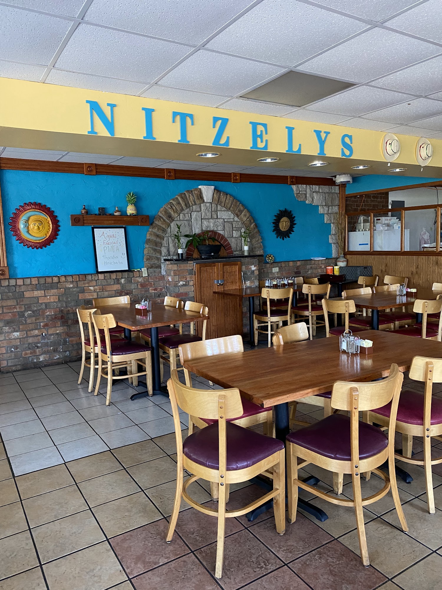 Nitzelys Mexican Food