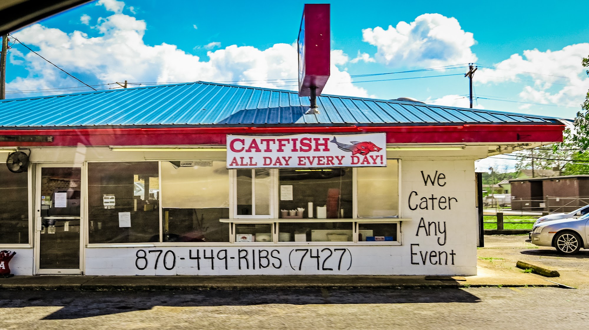 Carolyn’s RazorBack Ribs