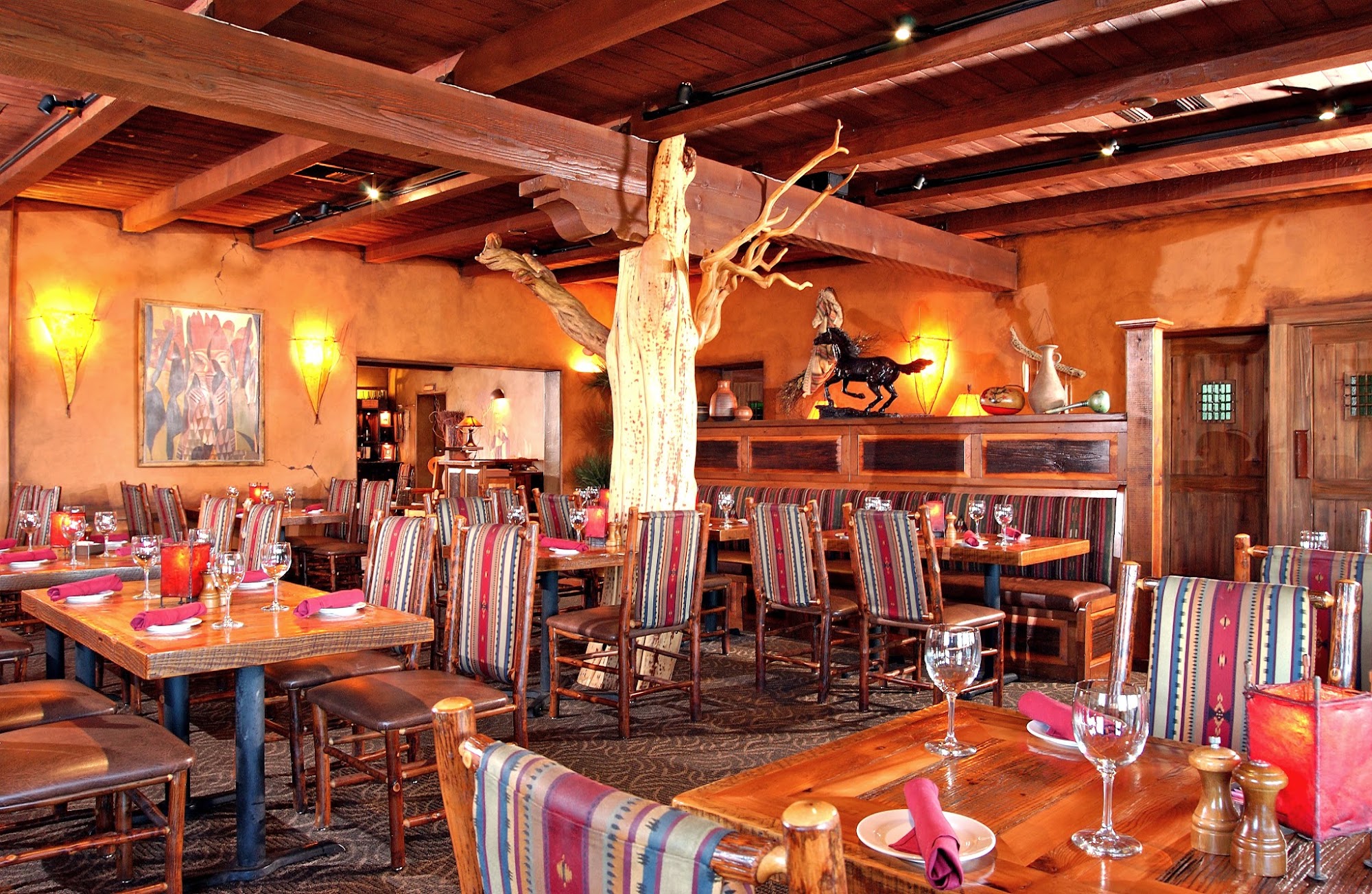 Tonto Bar & Grill