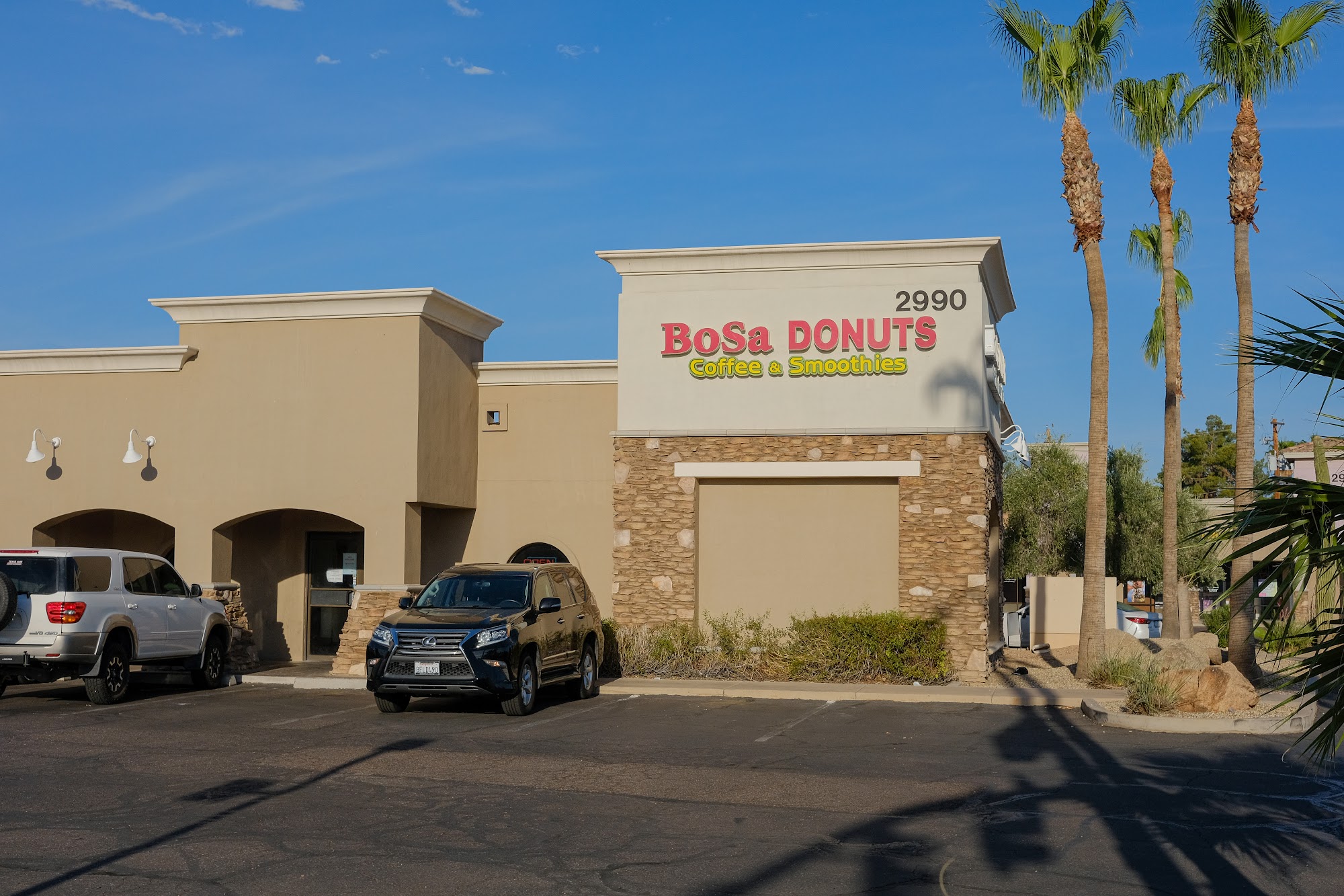 Bosa Donuts