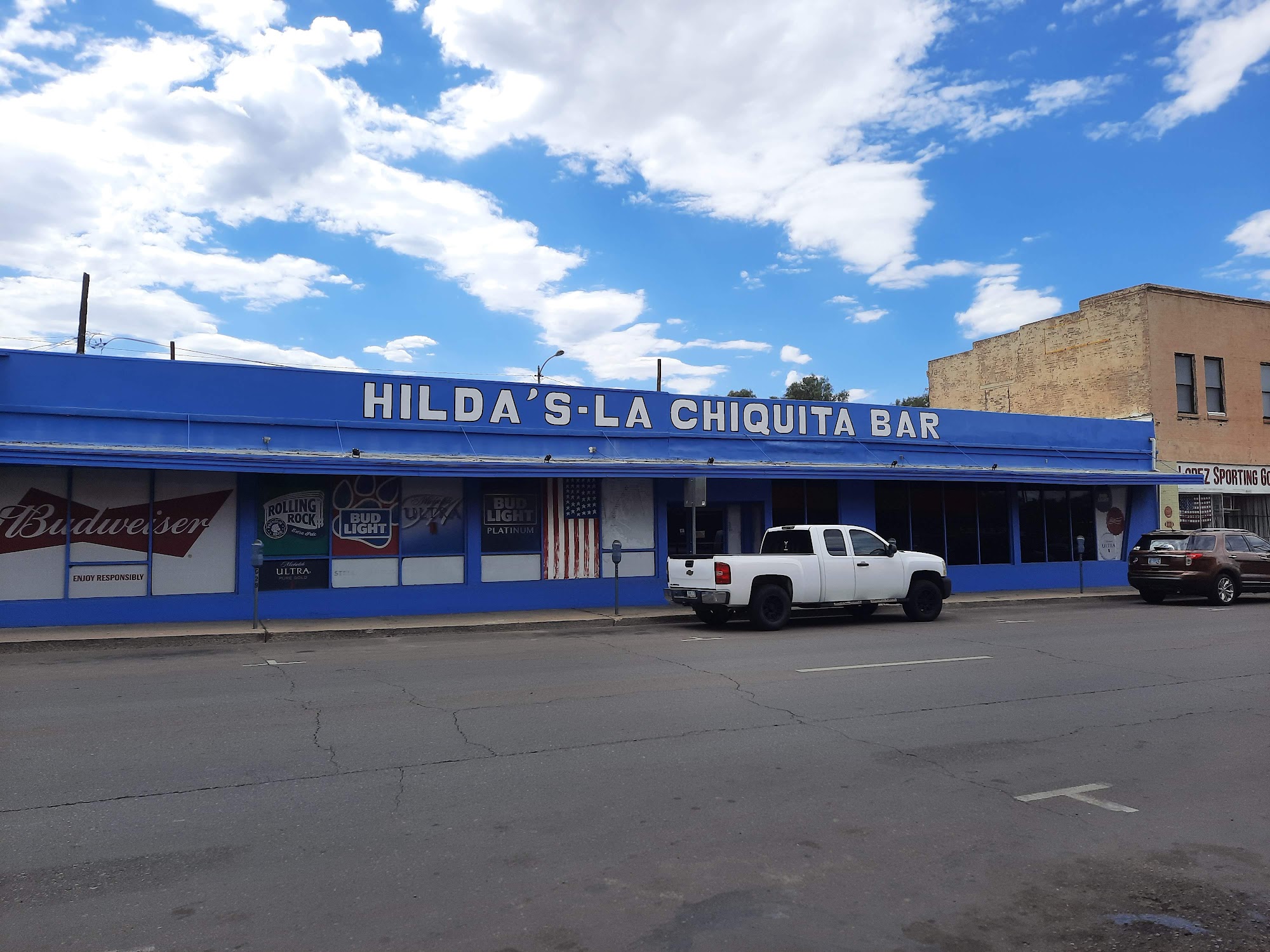 Hilda's-La Chiquita Bar