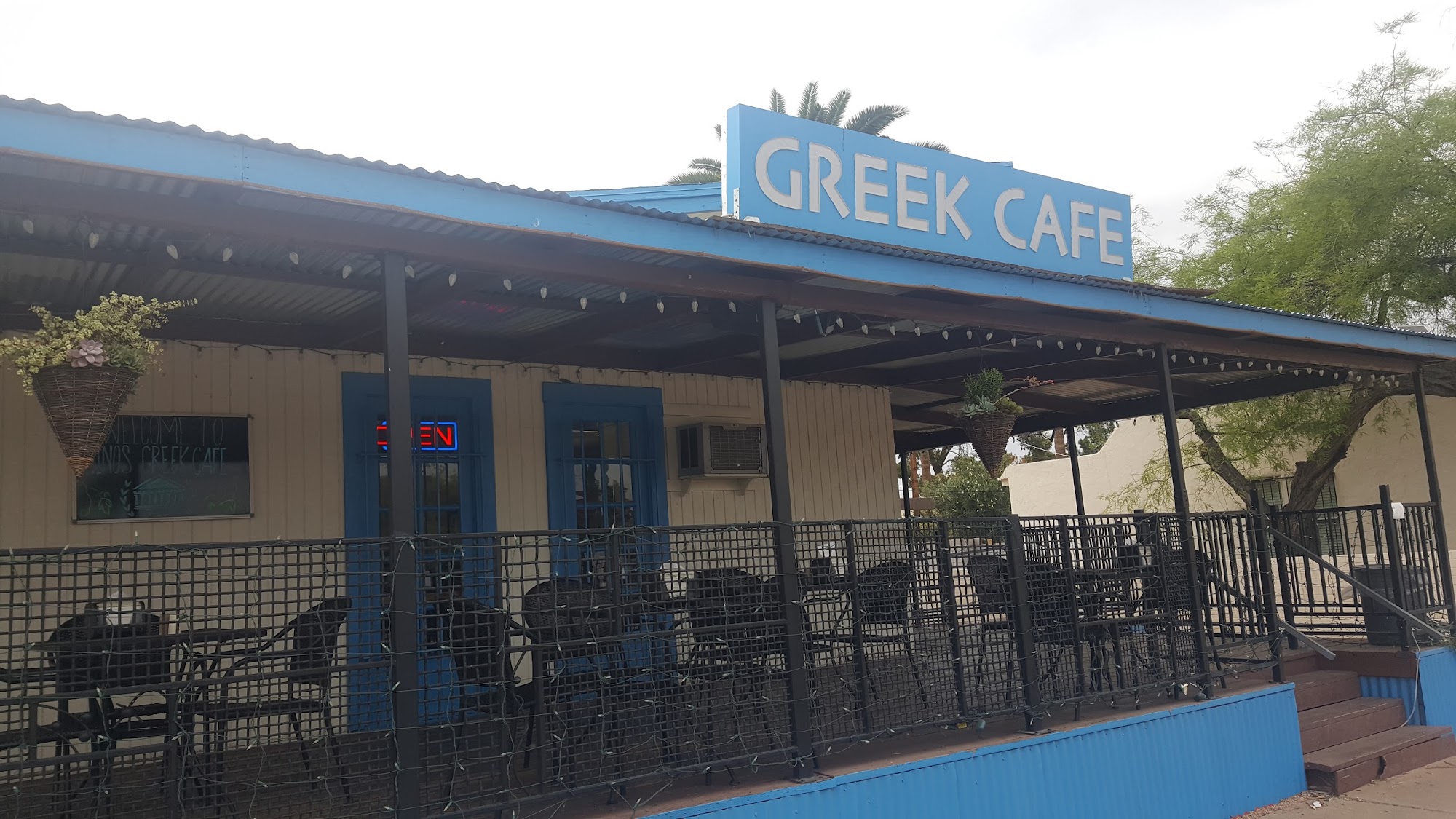 Nino's Greek cafe