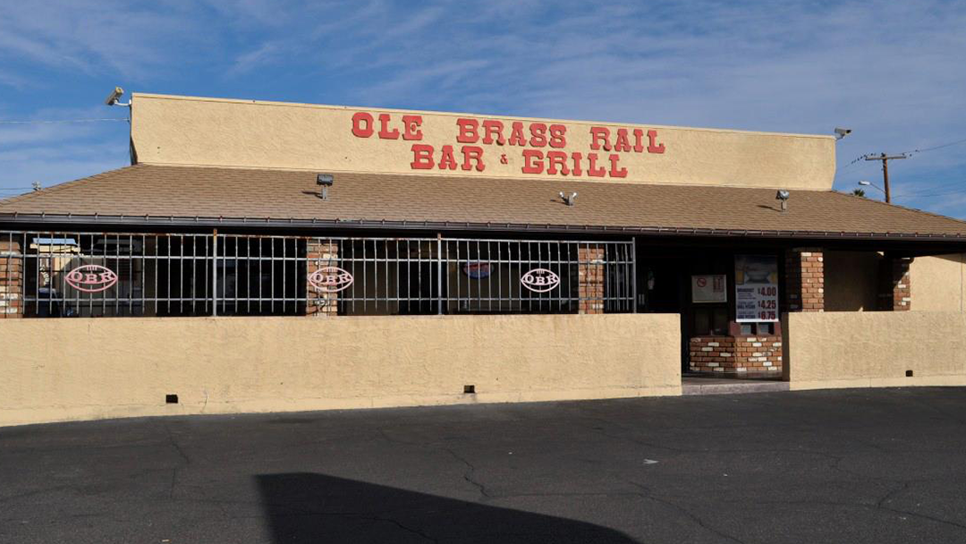 Ole Brass Rail