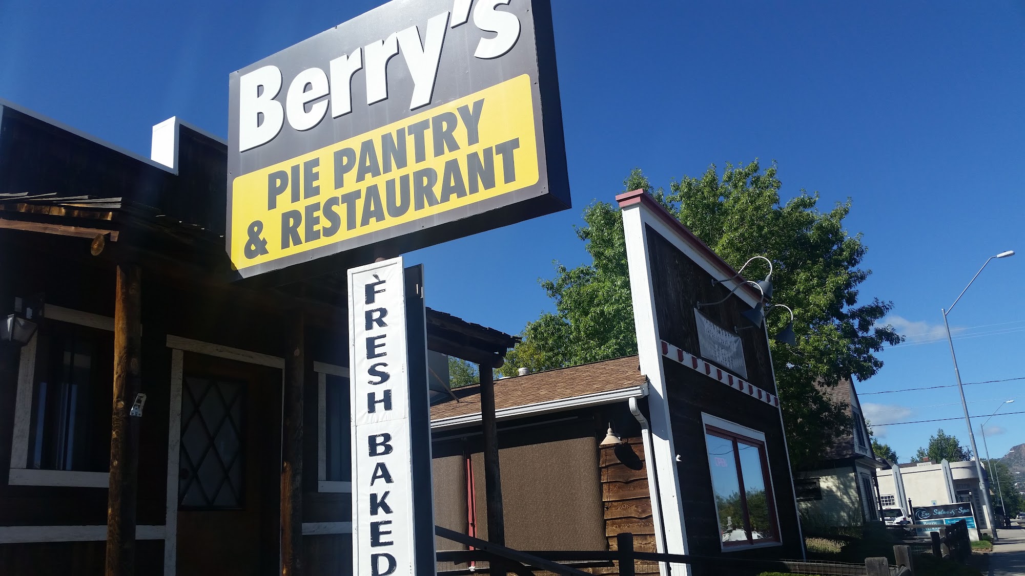 Berry's Pie Pantry