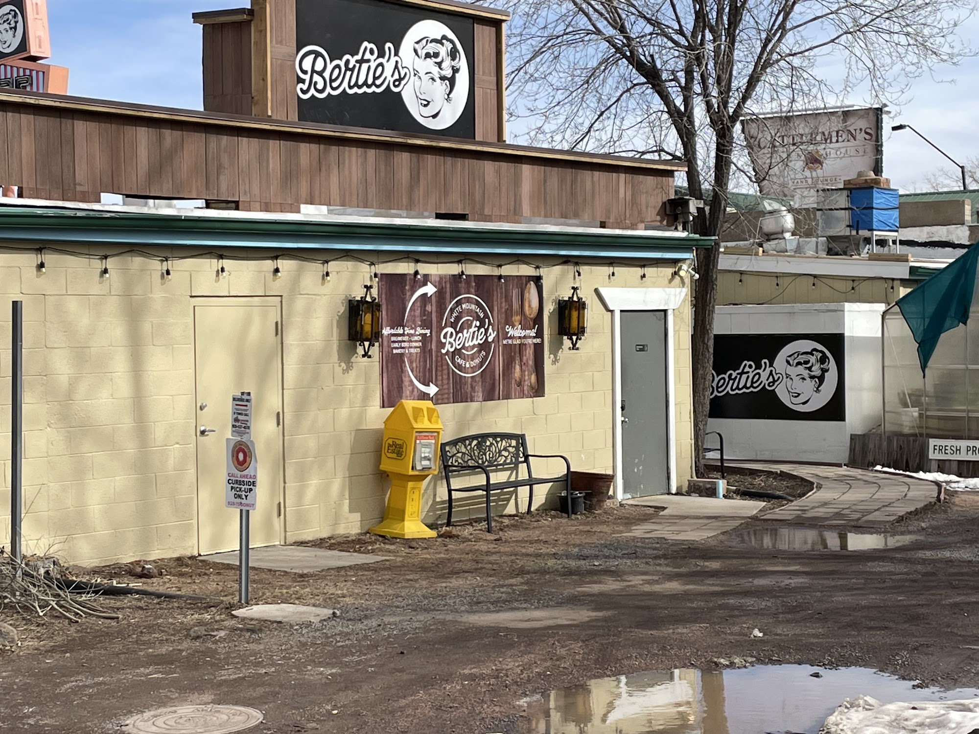 Bertie's White Mountain Cafe & Donuts