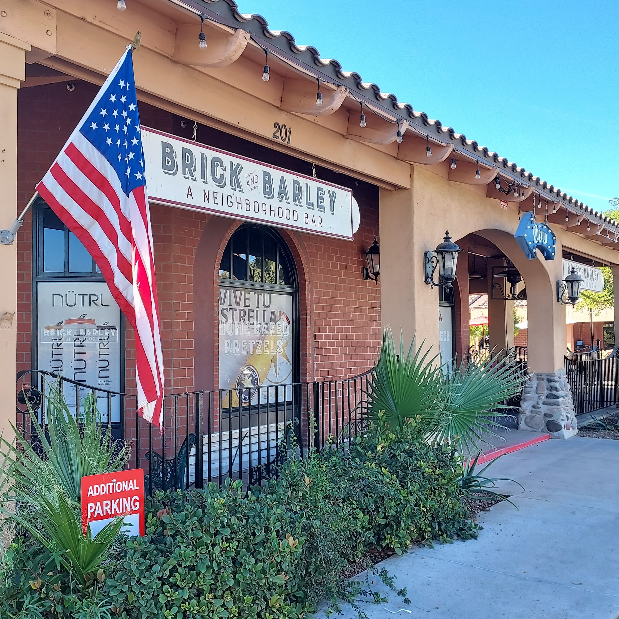 Brick & Barley - A Neighborhood Bar & Grill