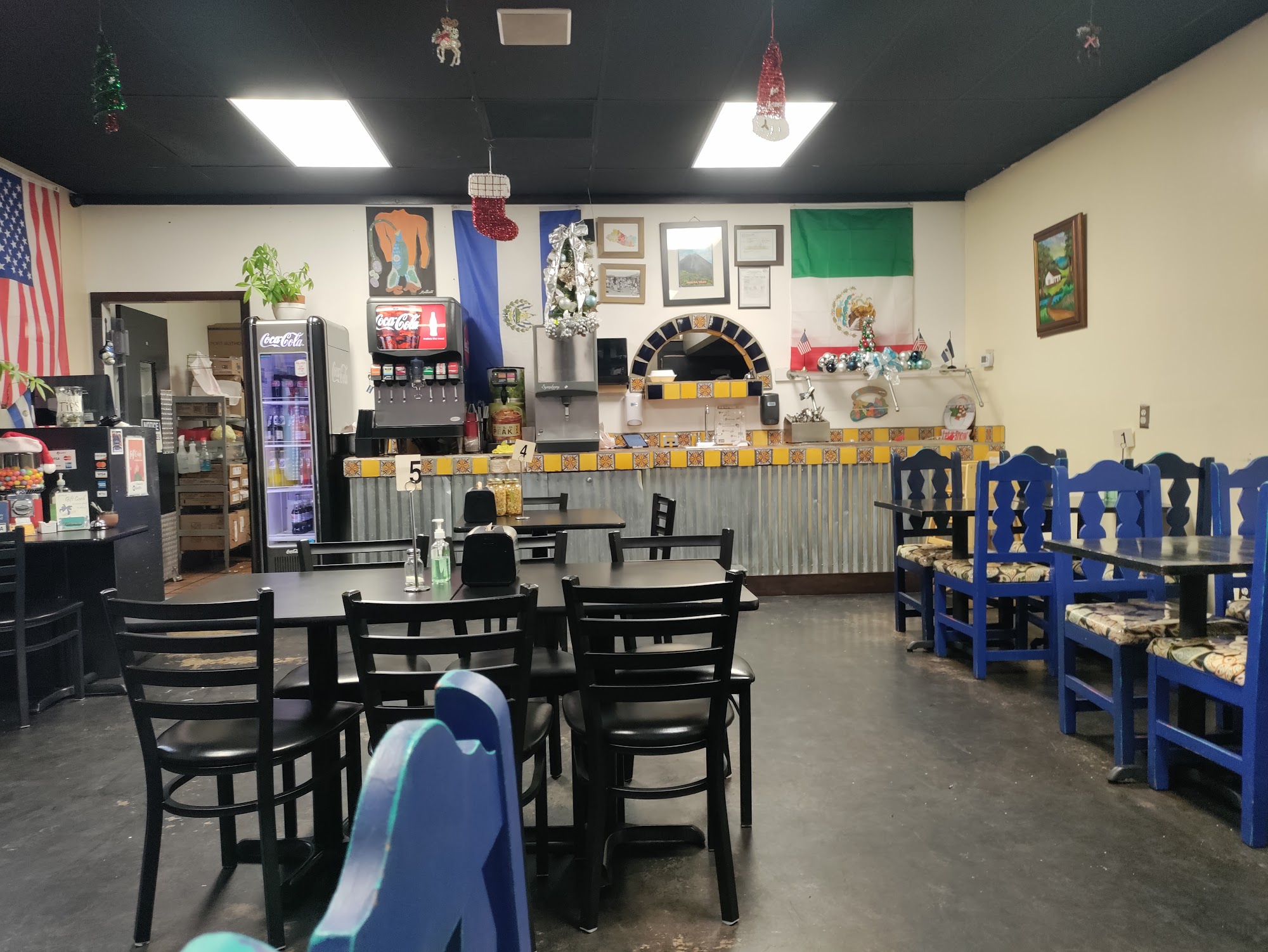 Selena's Salvadorian Restaurant