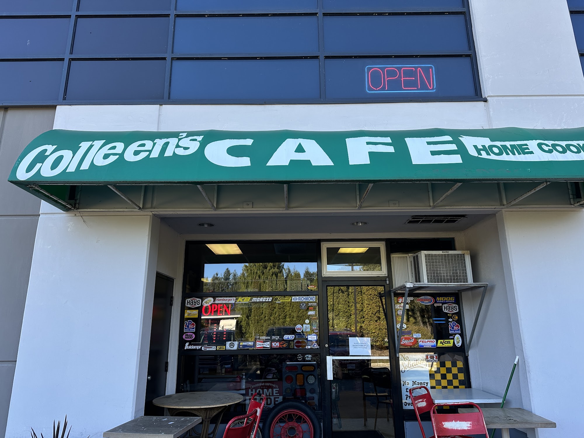 Colleen's Cafe