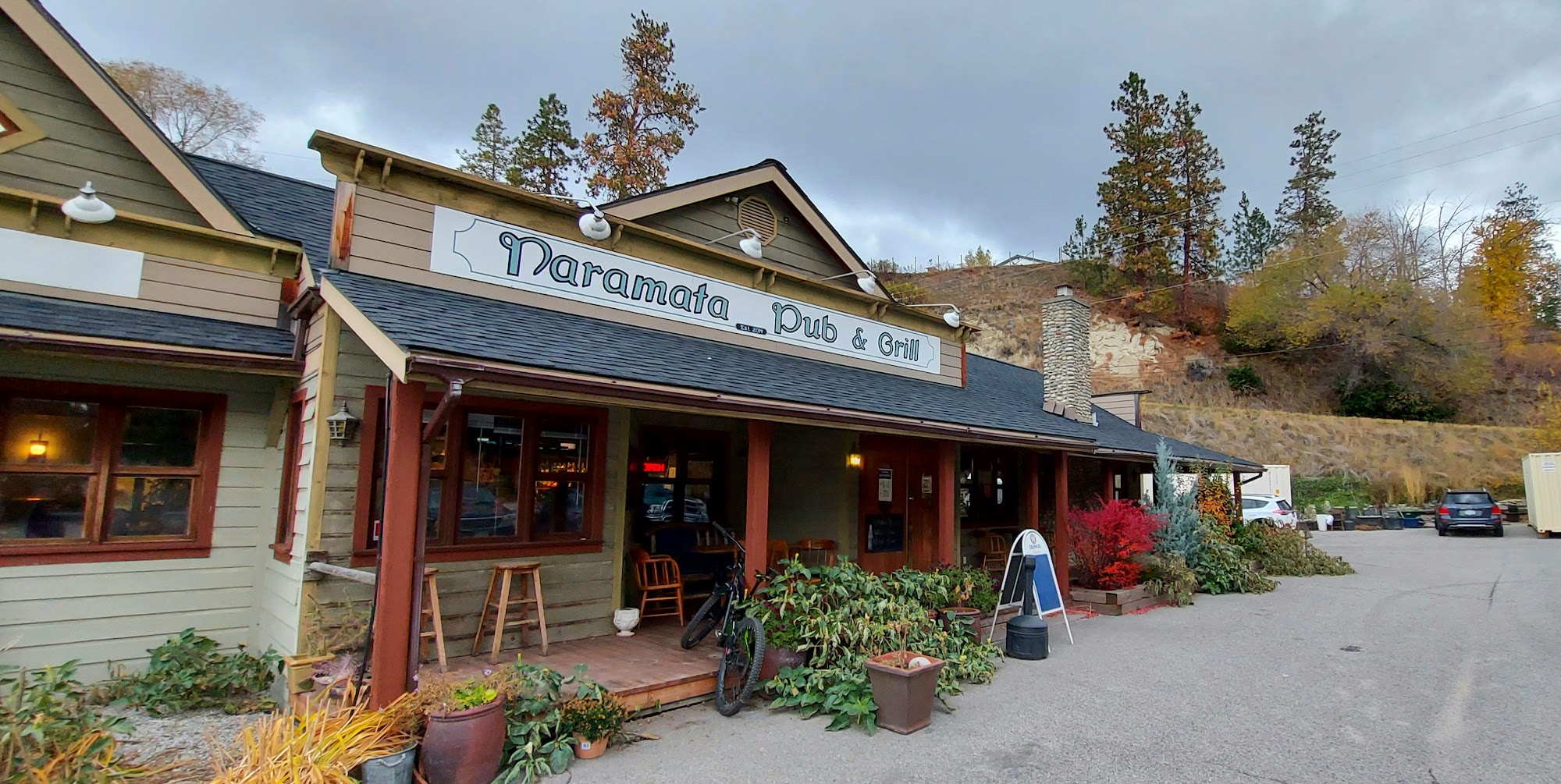 Naramata Pub & Grill