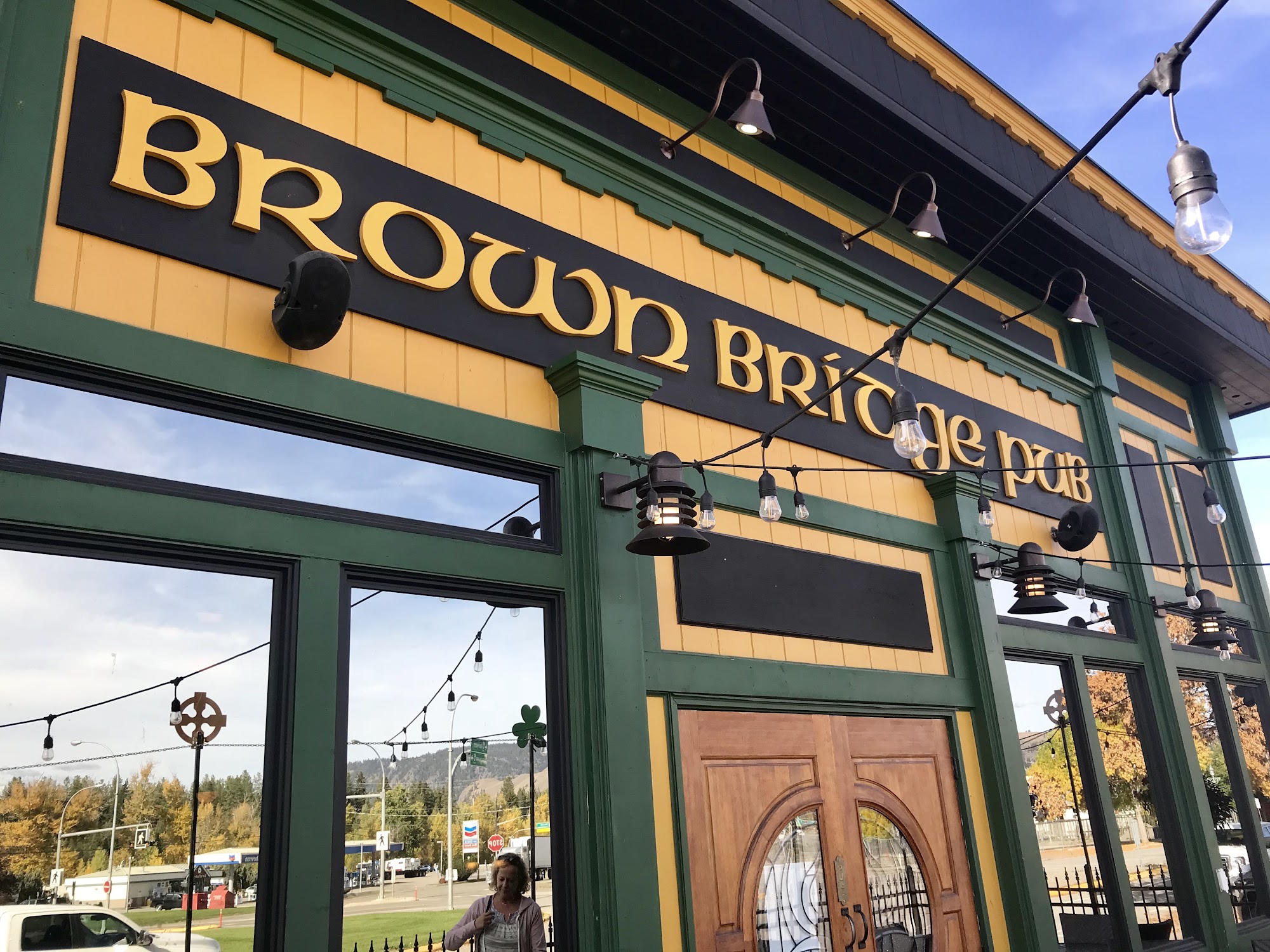 Brown Bridge Pub