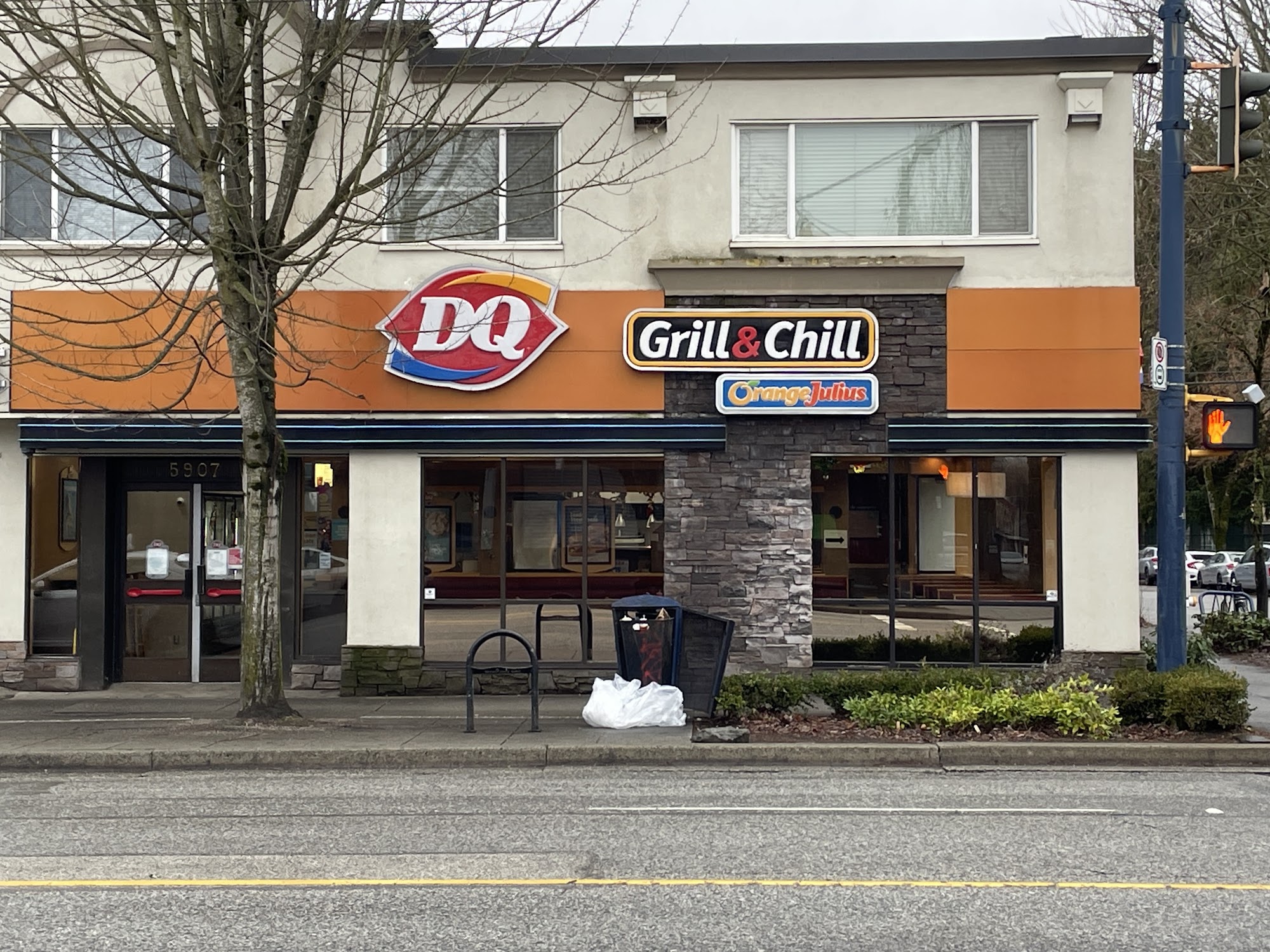 Dairy Queen Grill & Chill