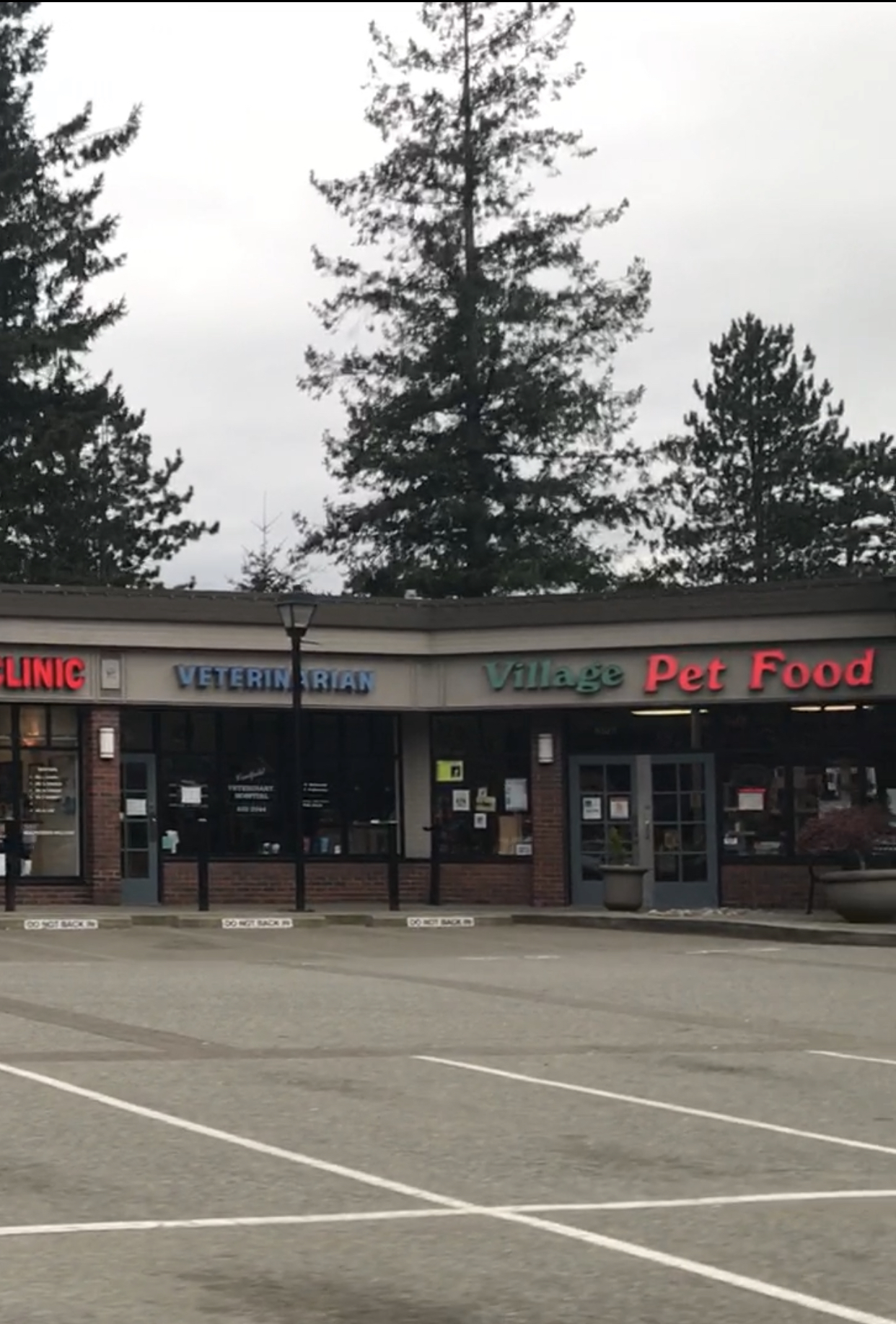 Village Pet Food & Supplies Ltd West Vancouver