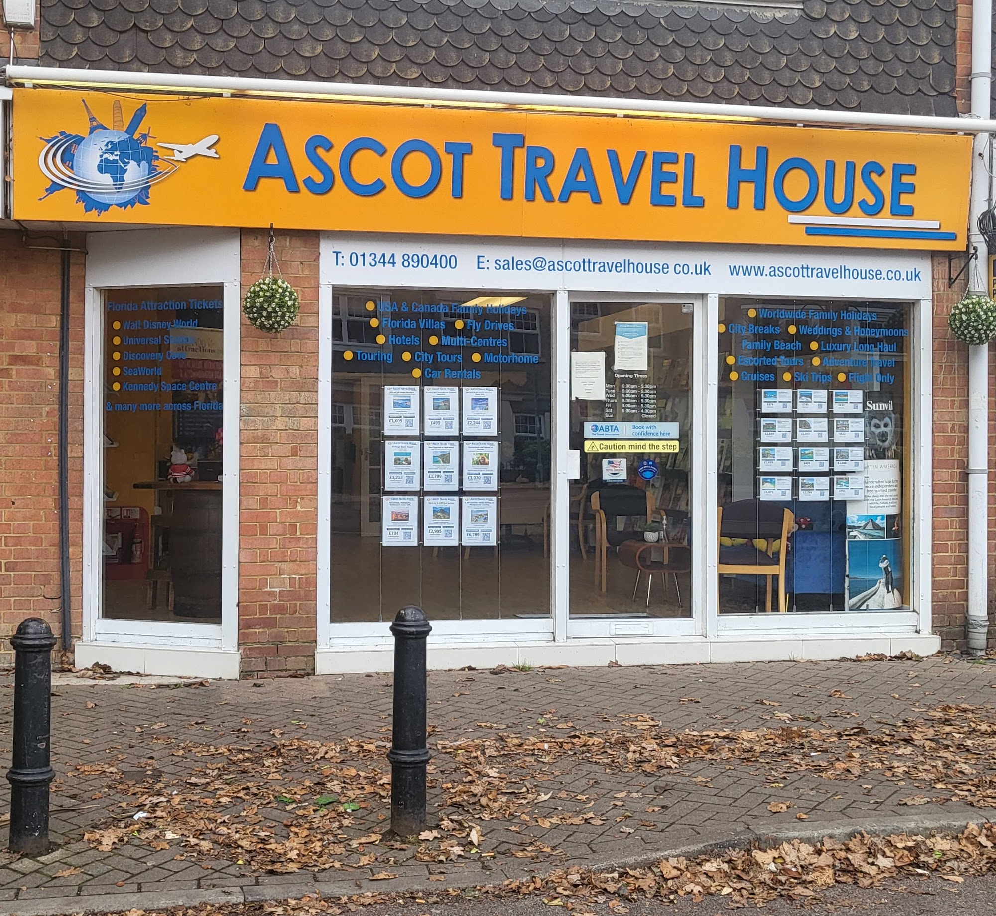 Ascot Travel House