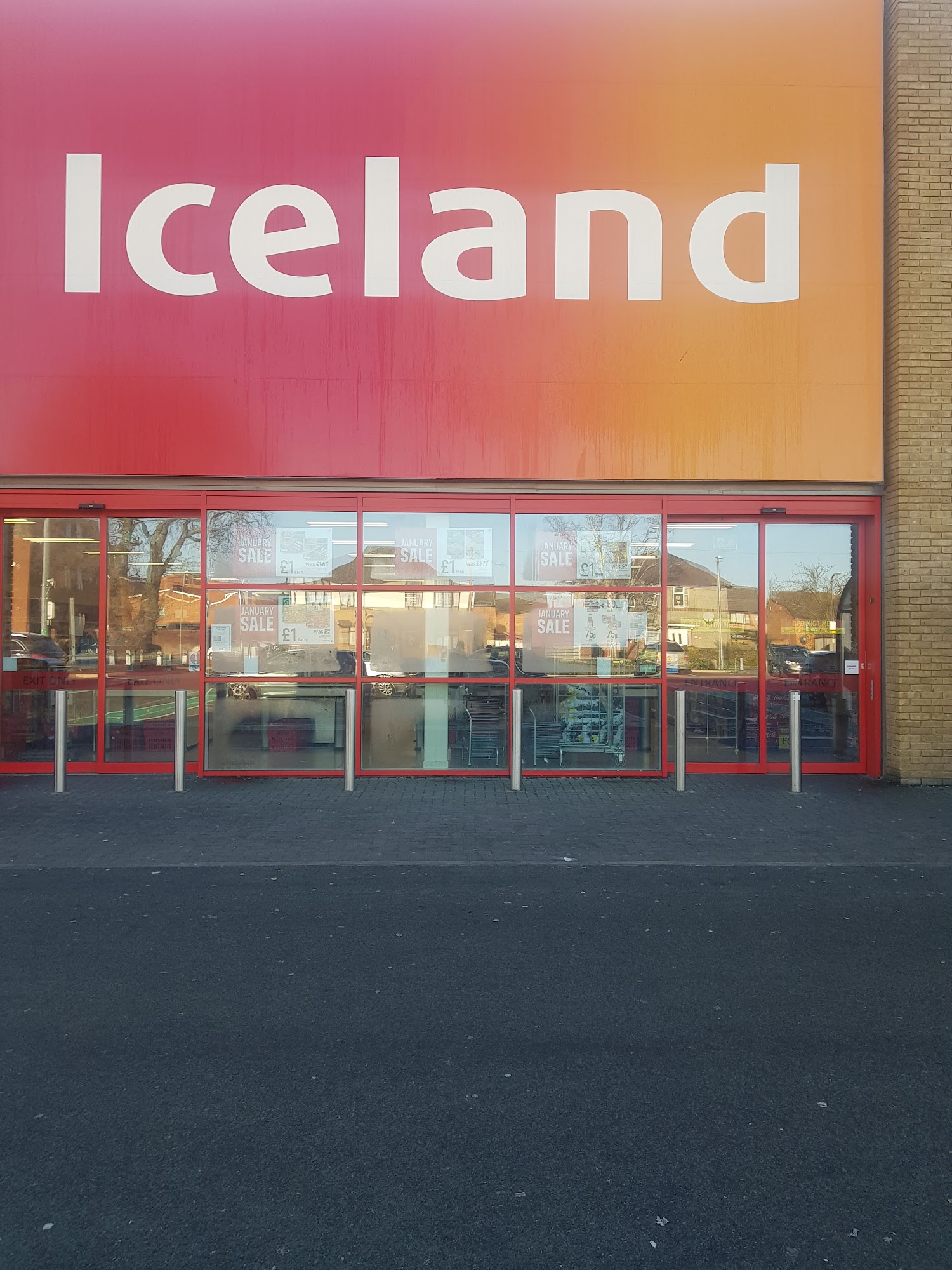 Iceland Supermarket Slough 418 Montrose Ave, Slough
