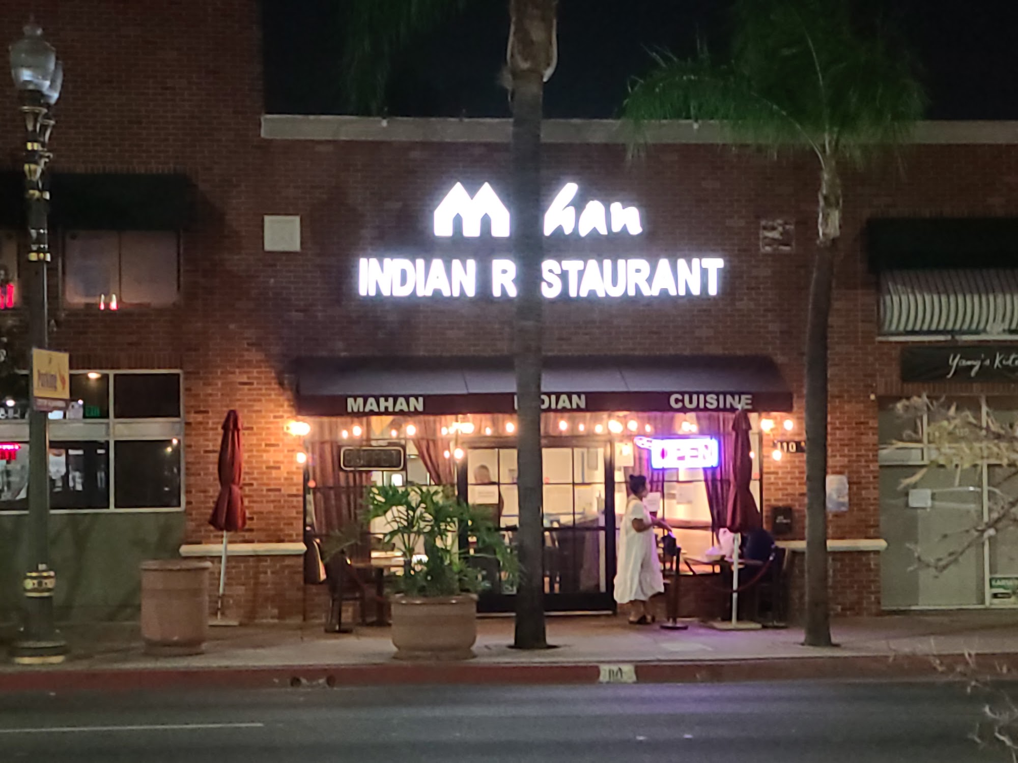 Mahan Indian Restaurant | Best Indian Food | Best Indian Curry | Lunch - Dinner Special